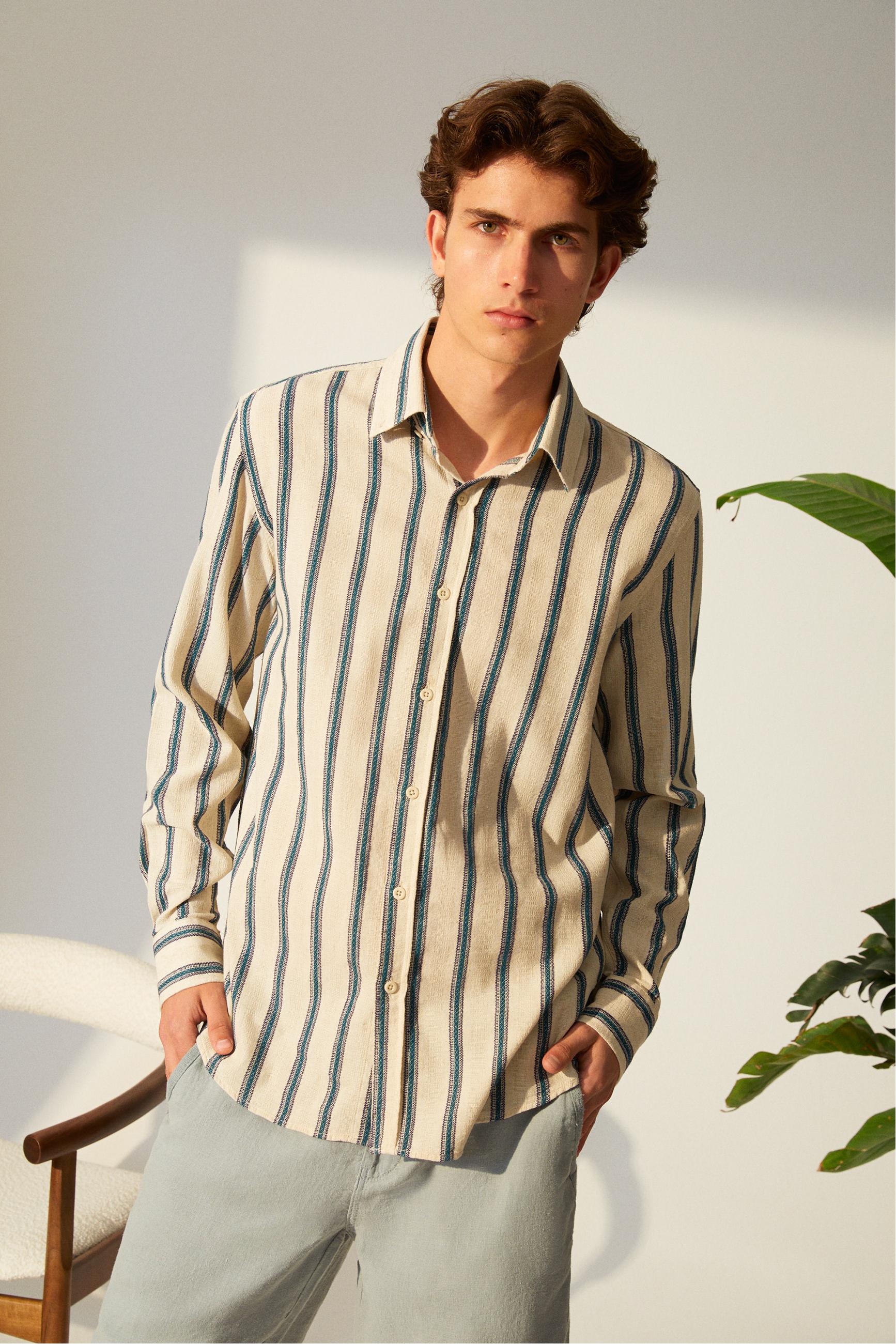 ÇİZGİLİ KETEN KARIŞIMLI REGULAR FIT GÖMLEK