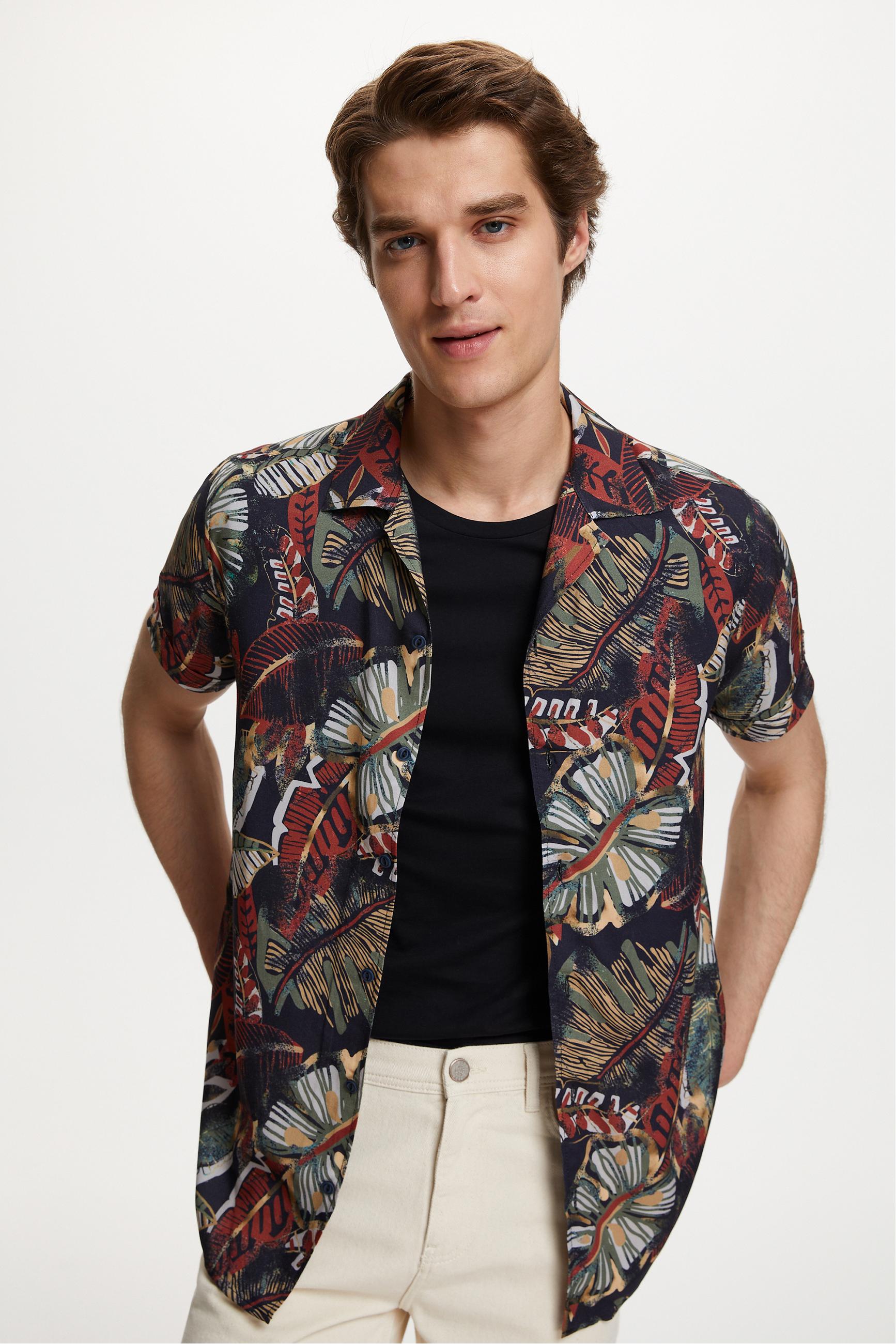 DESENLİ KISA KOLLU REGULAR FIT GÖMLEK