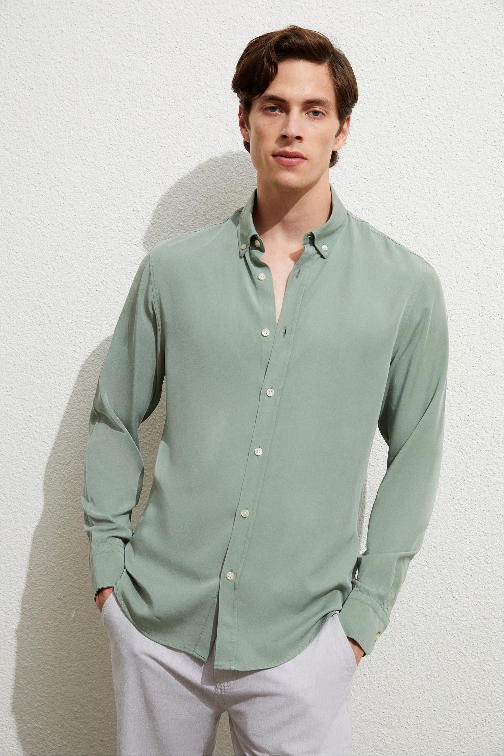 REGULAR FIT LİYOSEL GÖMLEK