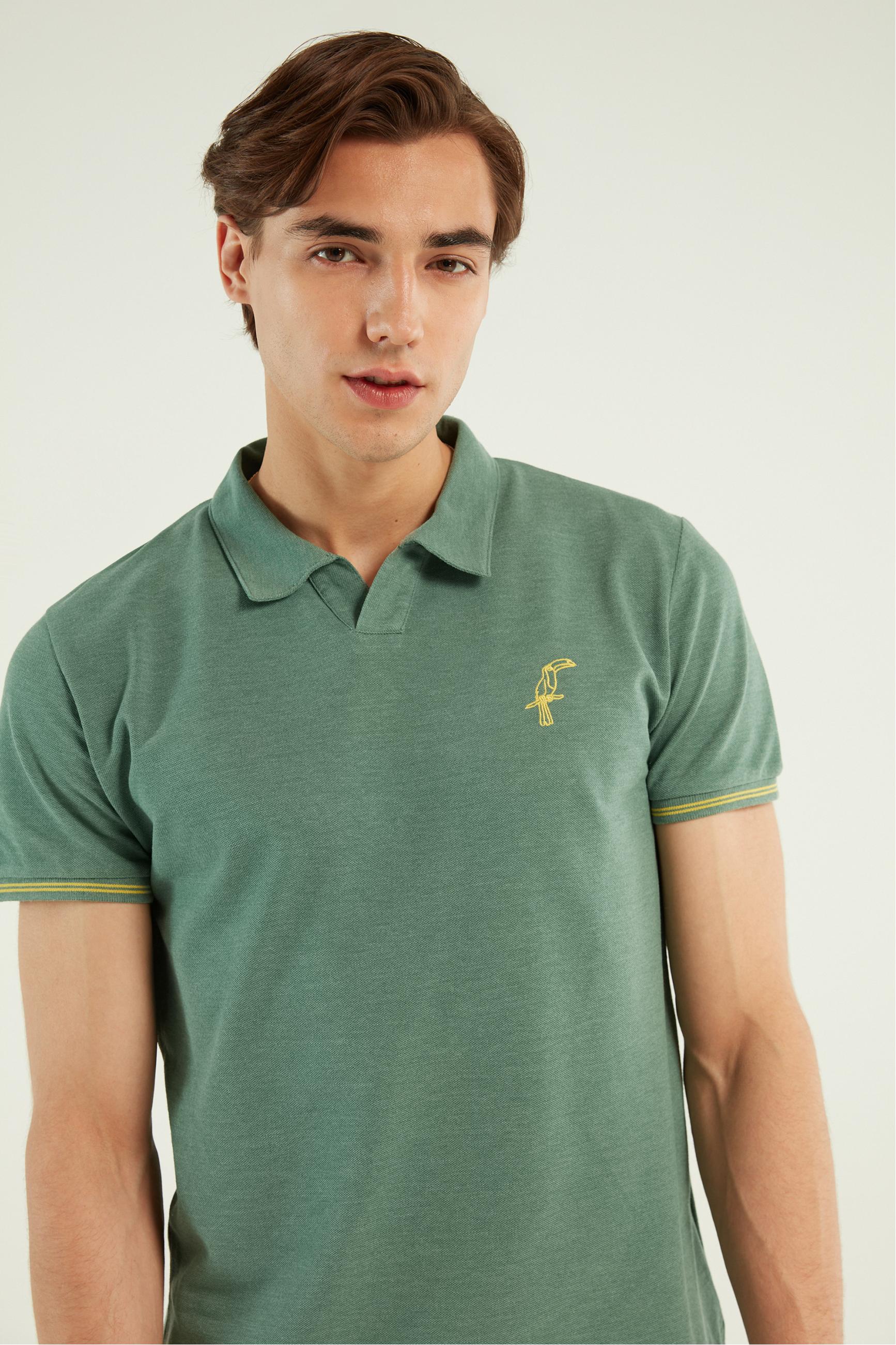 POLO YAKA KISA KOLLU NAKIŞLI T-SHIRT