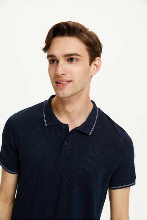  DOKULU POLO YAKA KISA KOLLU T-SHIRT