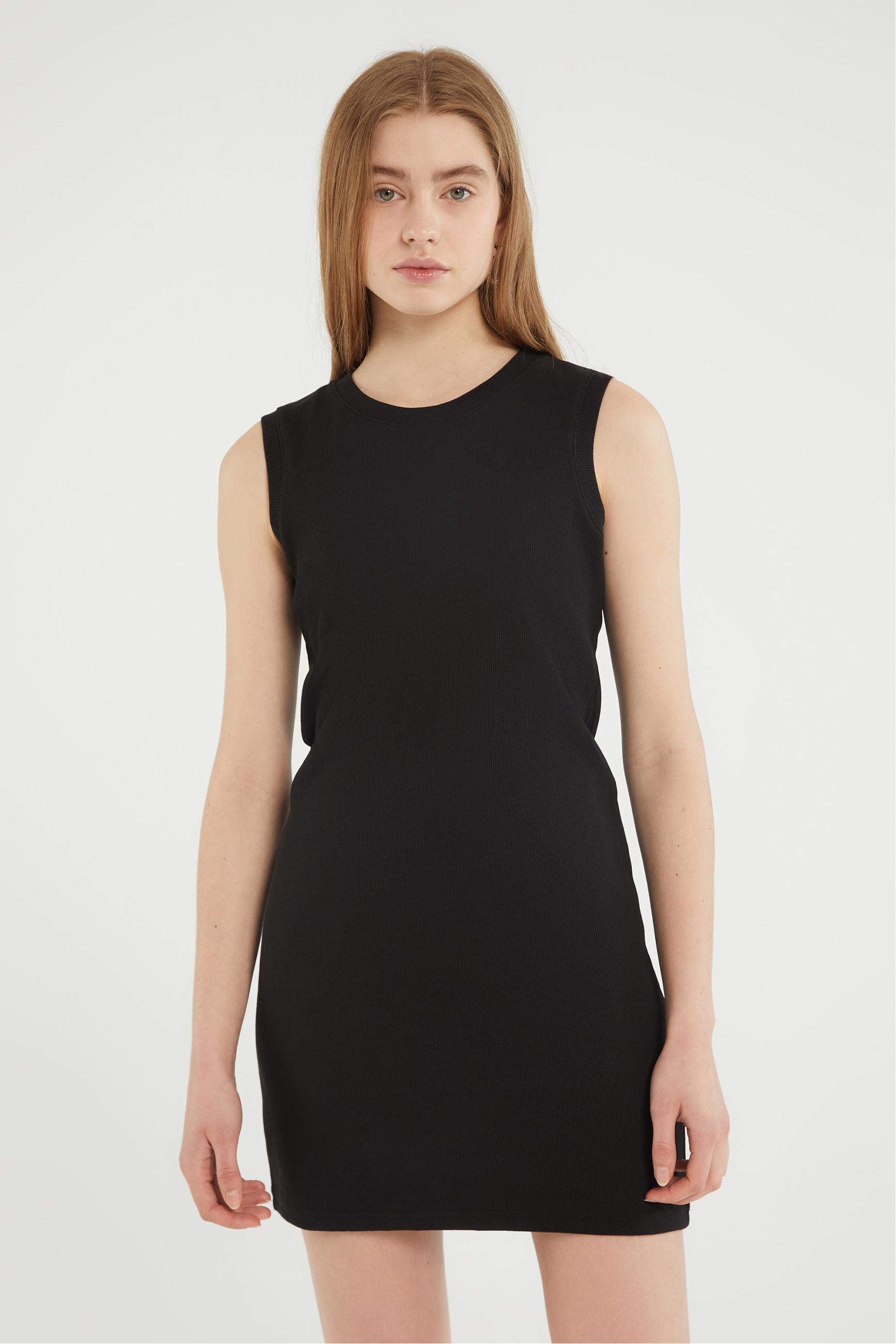 KOLSUZ DAR KESİM MİNİ ELBİSE