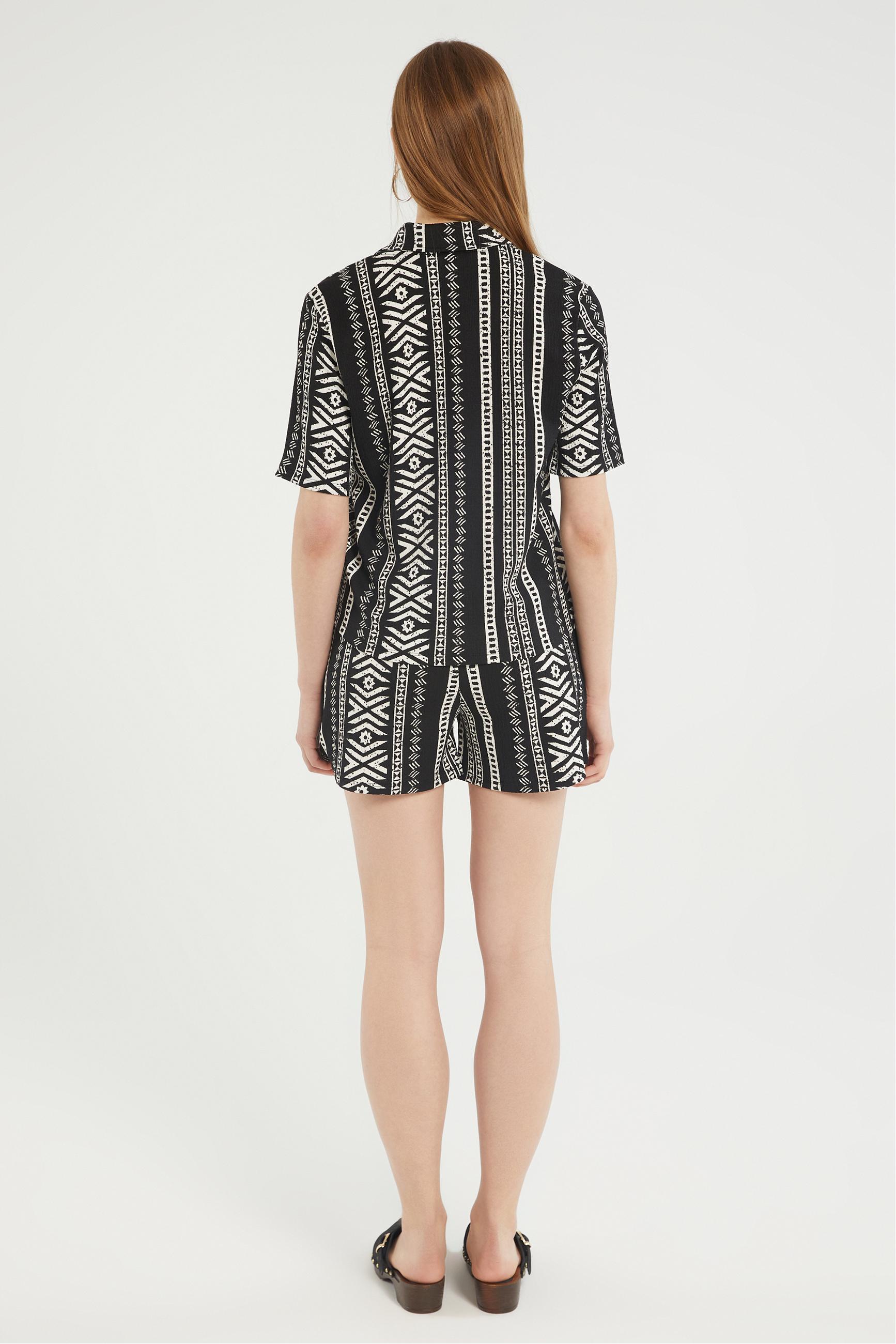 ETNİK DESENLİ OVERSIZE GÖMLEK