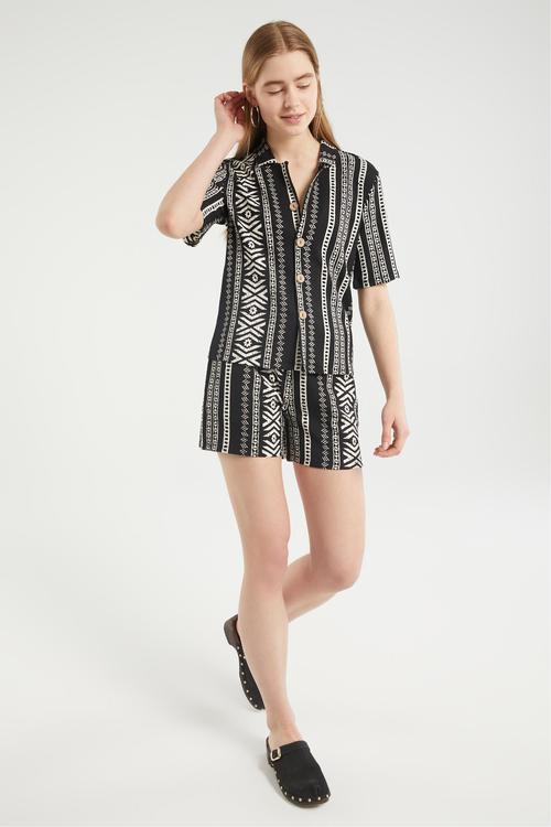  ETNİK DESENLİ OVERSIZE GÖMLEK