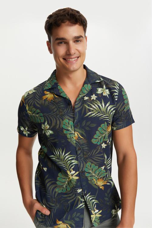  TROPİKAL DESENLİ KISA KOLLU REGULAR FIT GÖMLEK