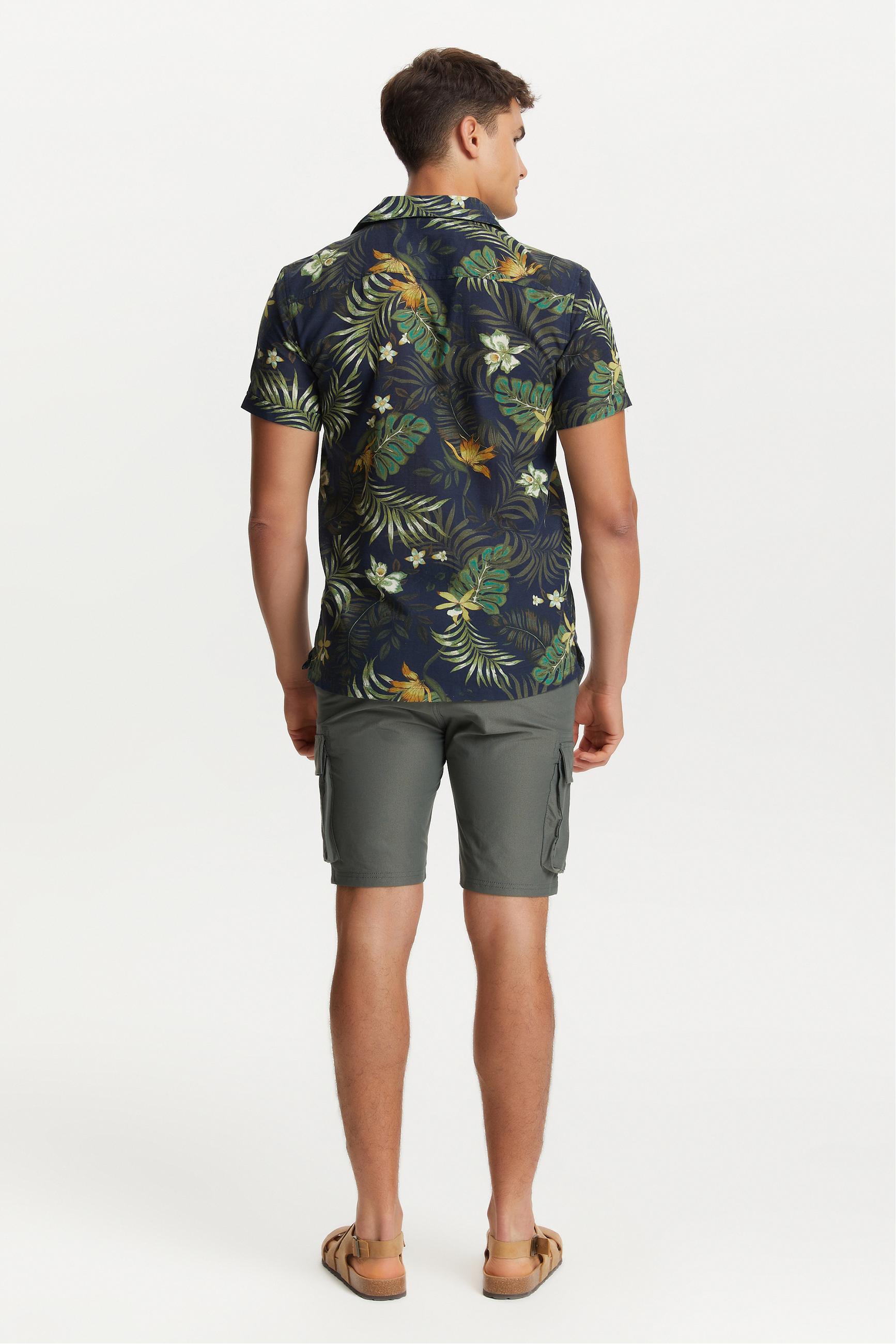 TROPİKAL DESENLİ KISA KOLLU REGULAR FIT GÖMLEK