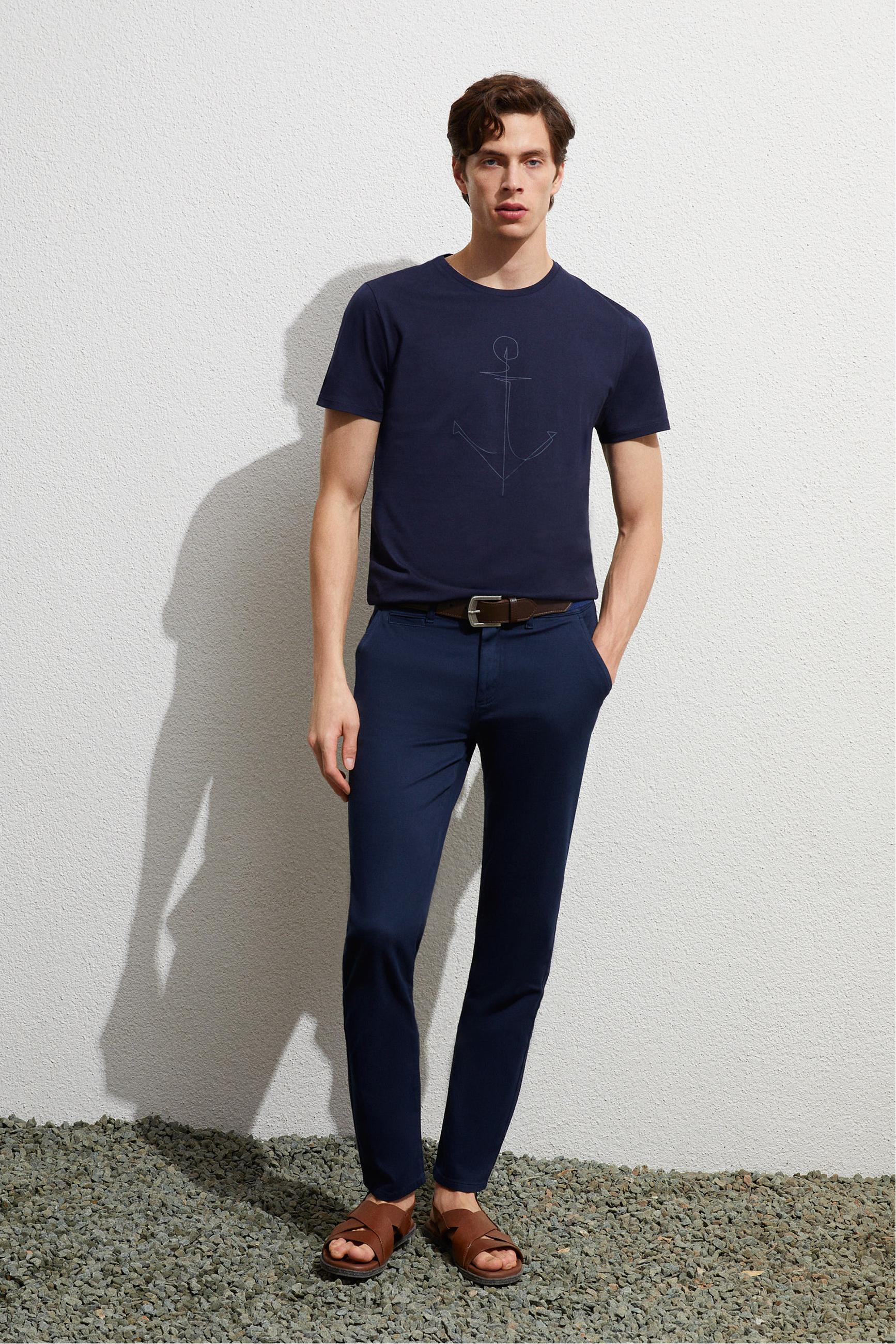 MARİN DETAYLI BİSİKLET YAKA T-SHIRT