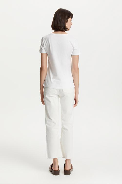  DENİZ KABUĞU NAKIŞLI BİSİKLET YAKA T-SHIRT