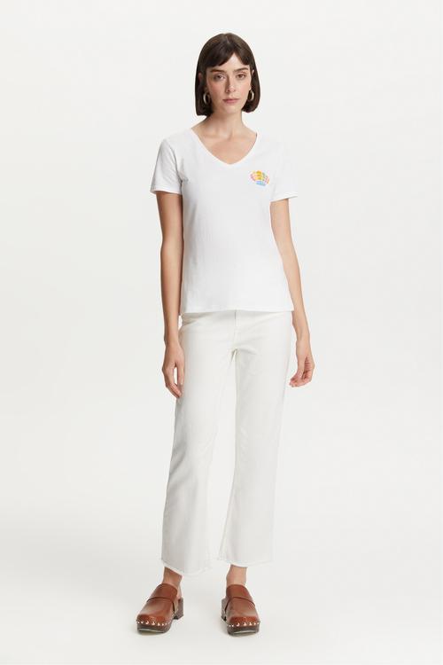  DENİZ KABUĞU NAKIŞLI BİSİKLET YAKA T-SHIRT