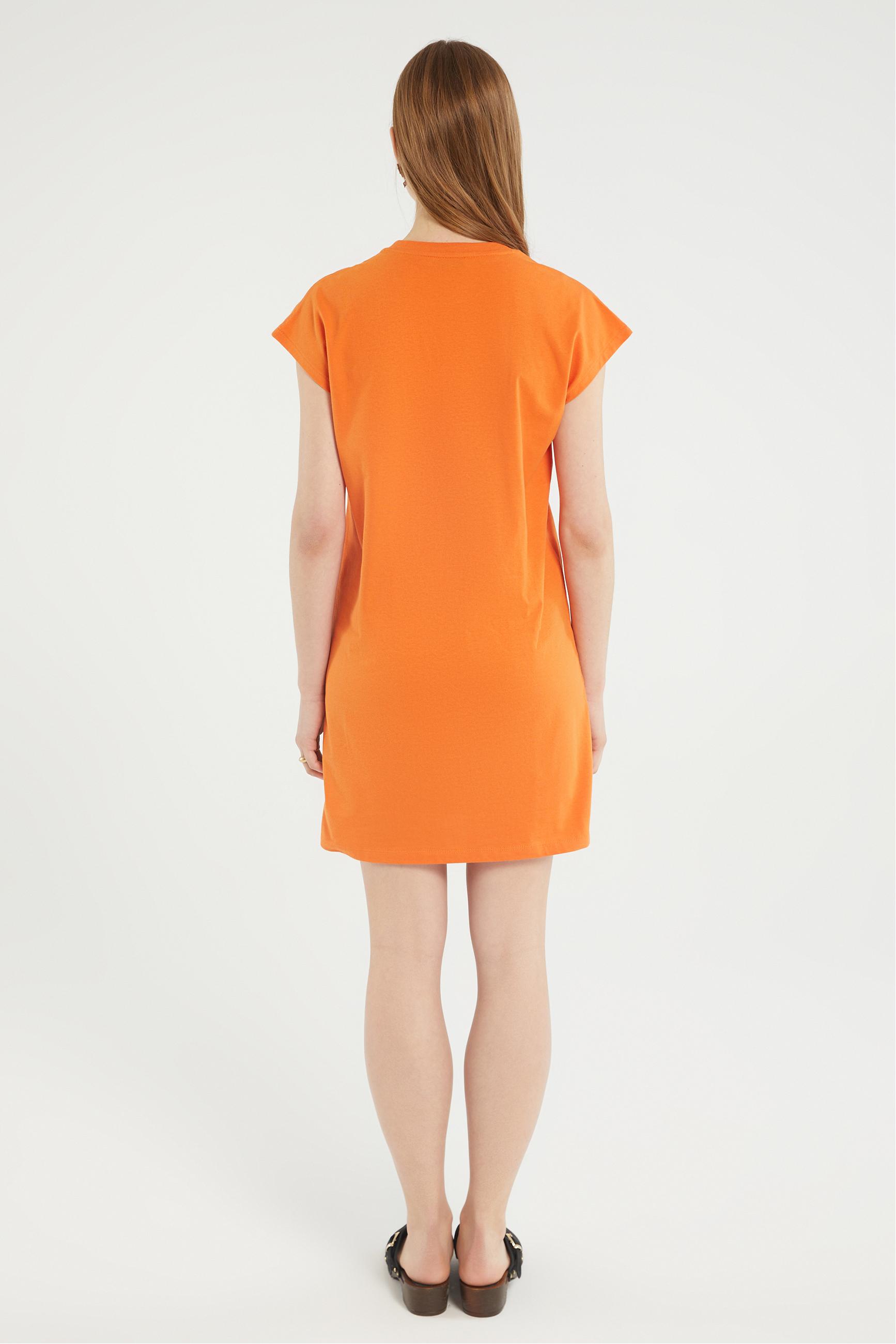 KISA KOLLU DÜZ KESİM MİNİ ELBİSE