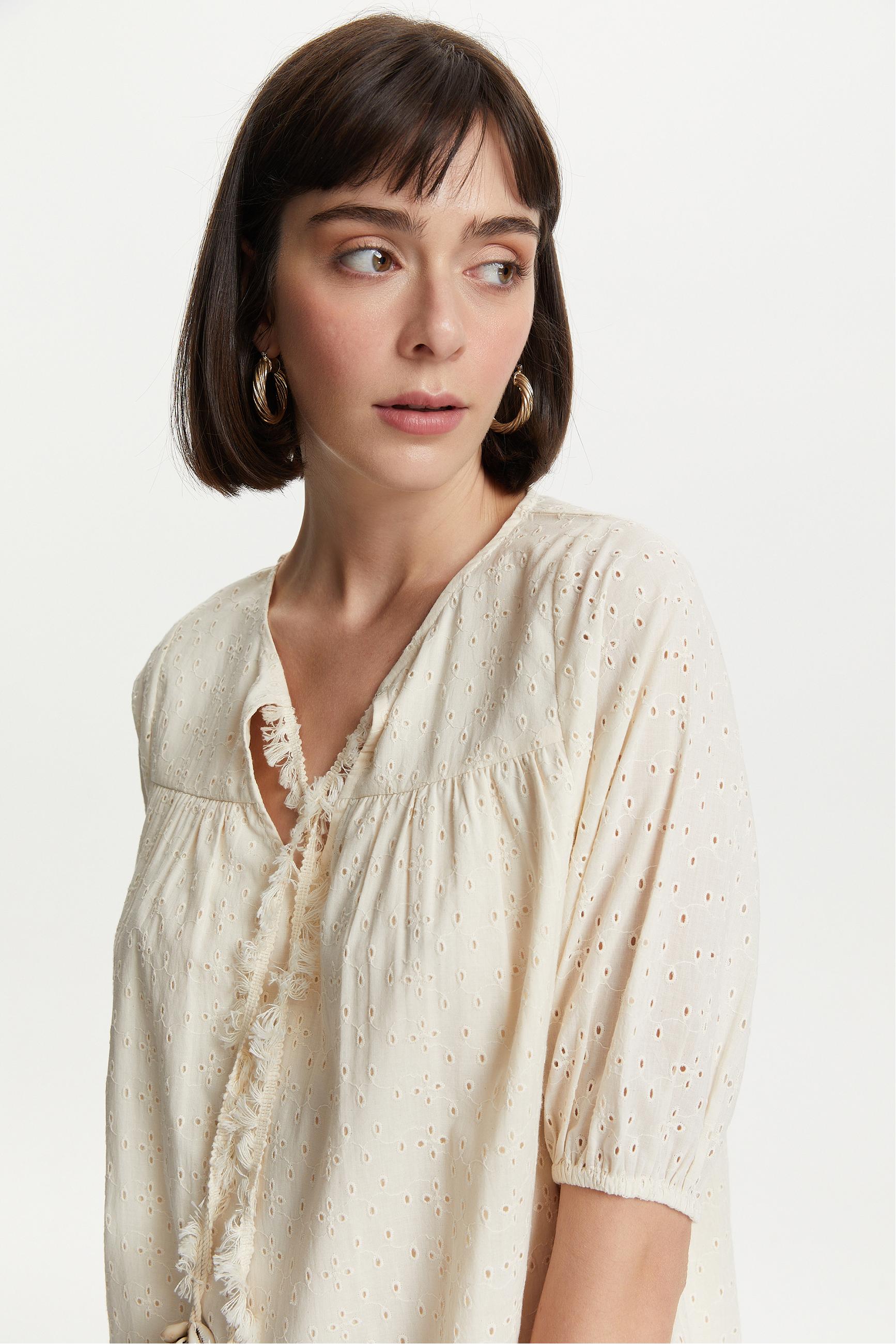 DENİZ KABUĞU DETAYLI FİSTO MİNİ ELBİSE