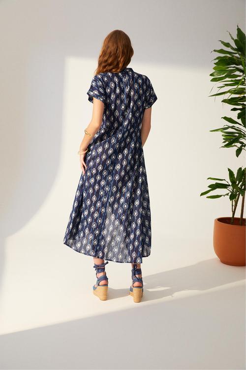  ETNİK DESENLİ KISA KOLLU MİDİ ELBİSE