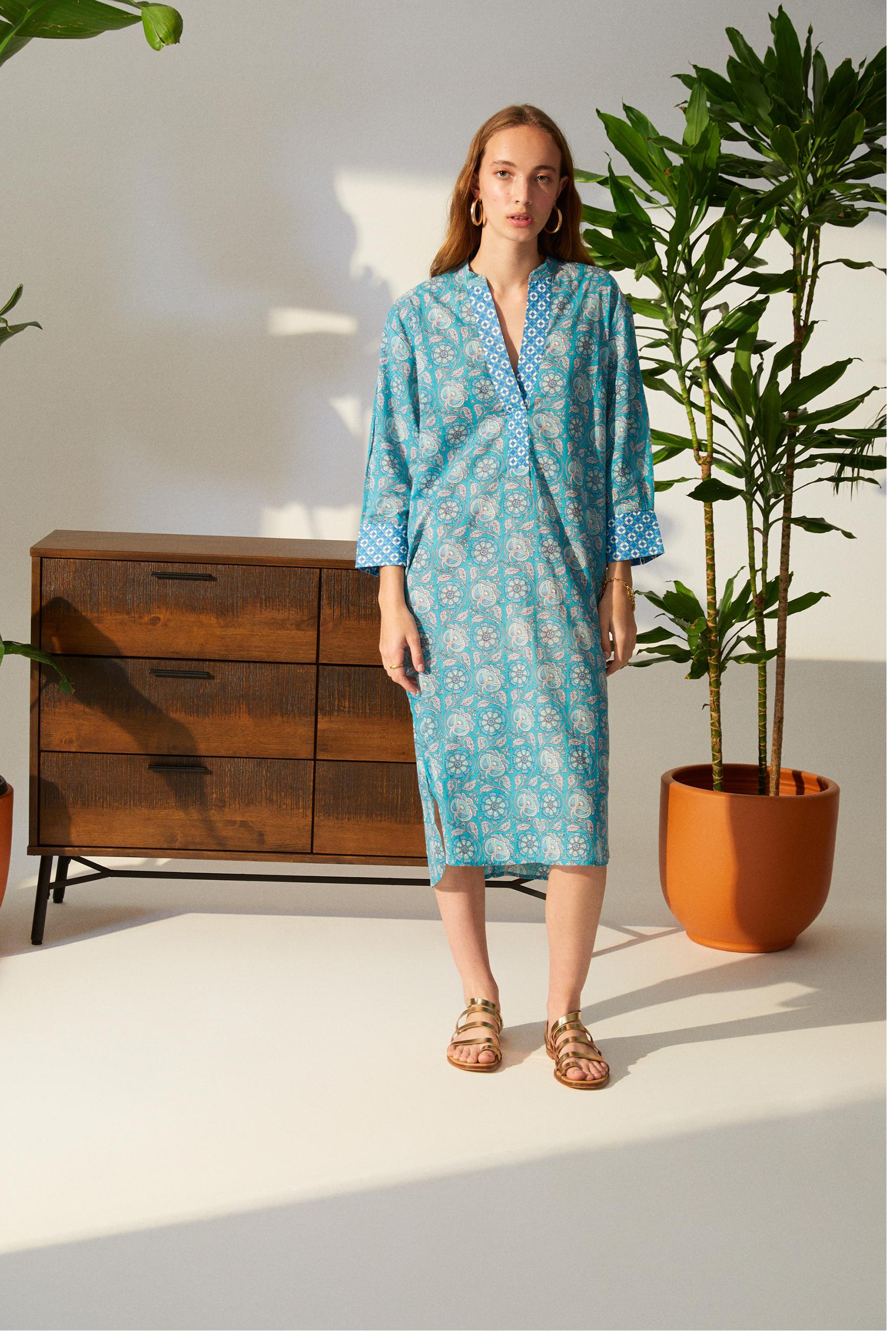 ETNİK DESENLİ PLAJ ELBİSESİ