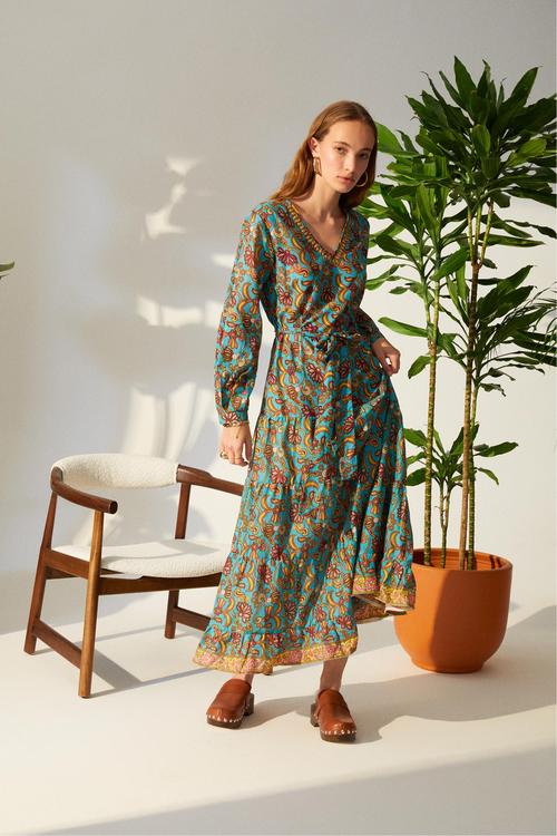  ETNİK DESENLİ UZUN ELBİSE