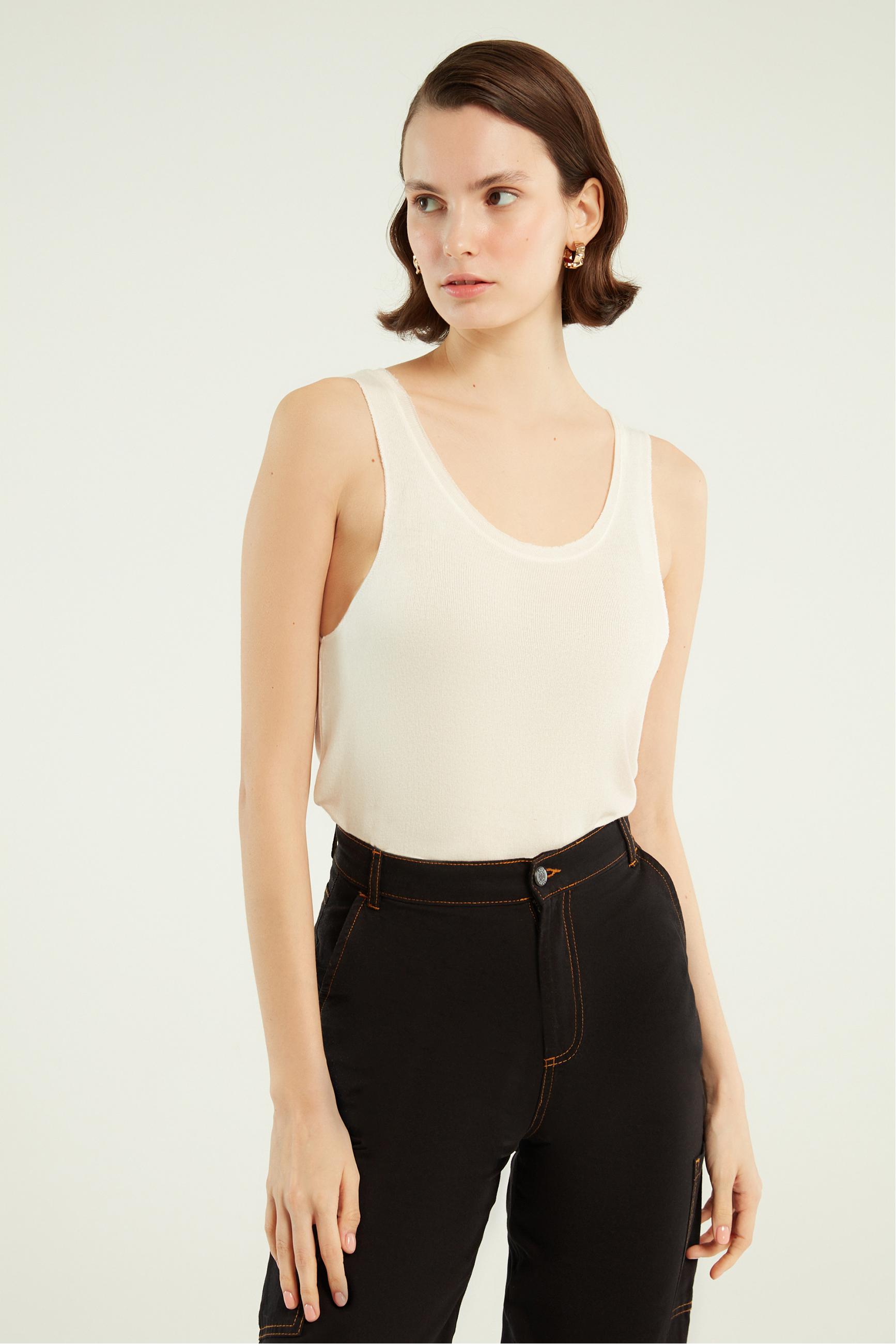 KOLSUZ VİSKON KARIŞIMLI ATLET