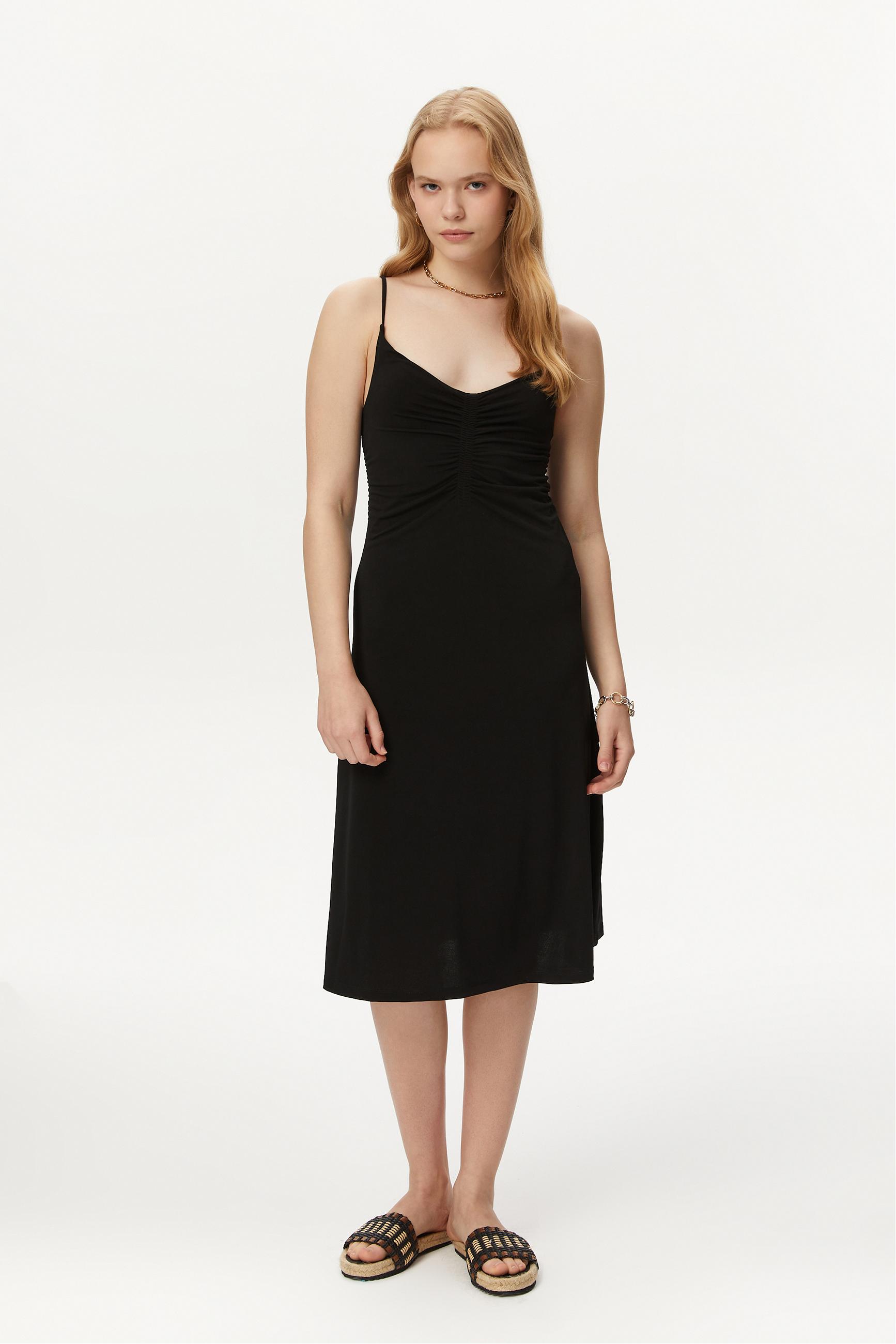 ASKILI DÜZ KESİM MİDİ ELBİSE