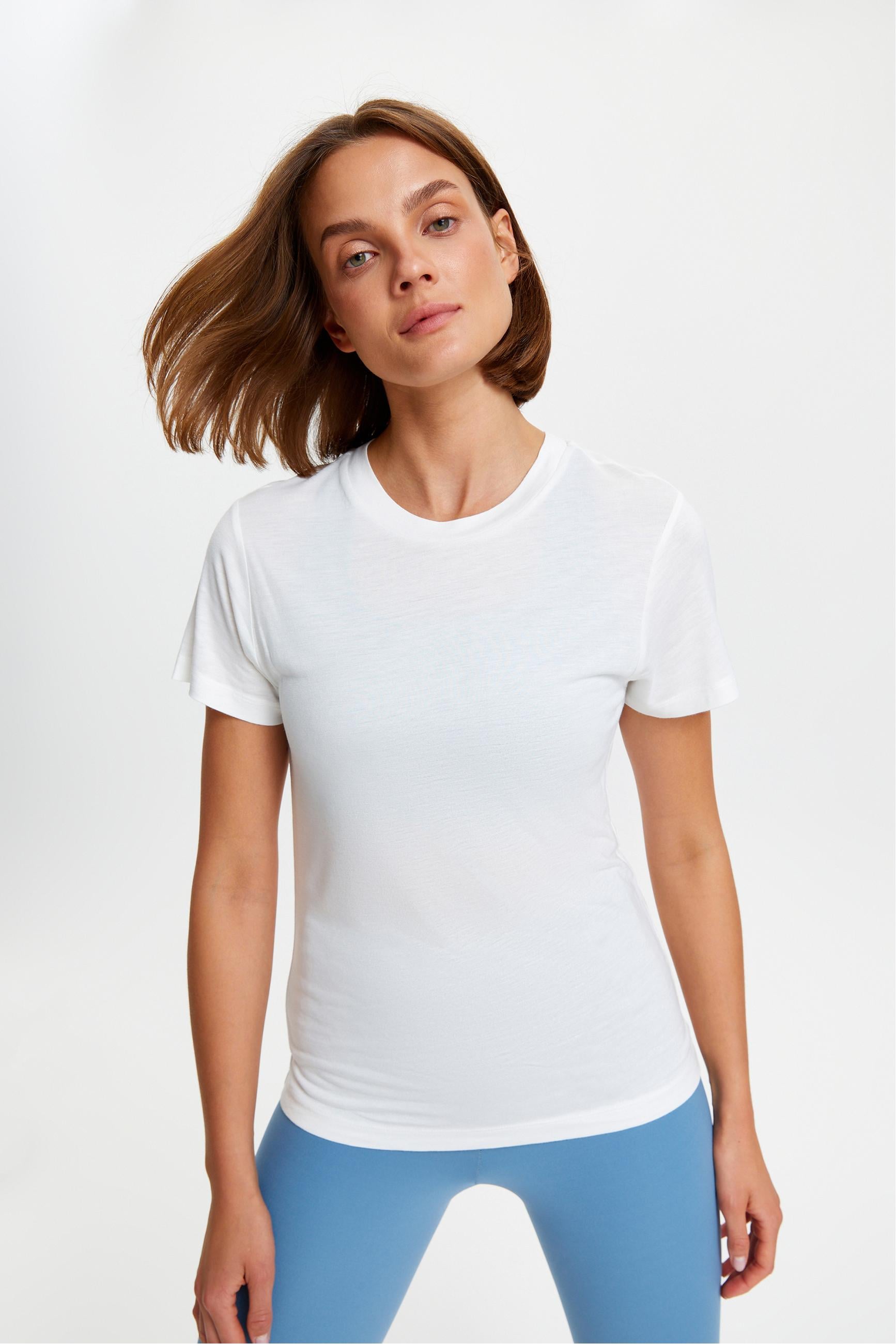 BİSİKLET YAKA KISA KOLLU T-SHIRT