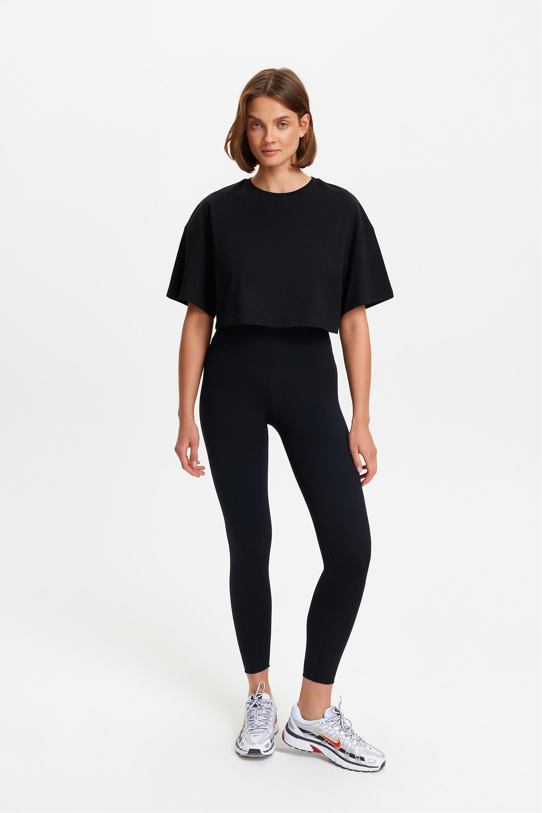 BİSİKLET YAKA KISA KOLLU CROP T-SHIRT