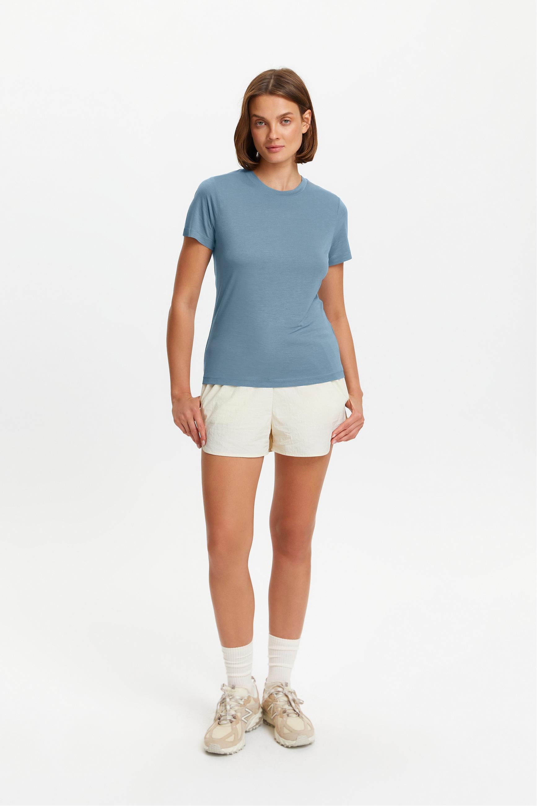 BİSİKLET YAKA KISA KOLLU T-SHIRT