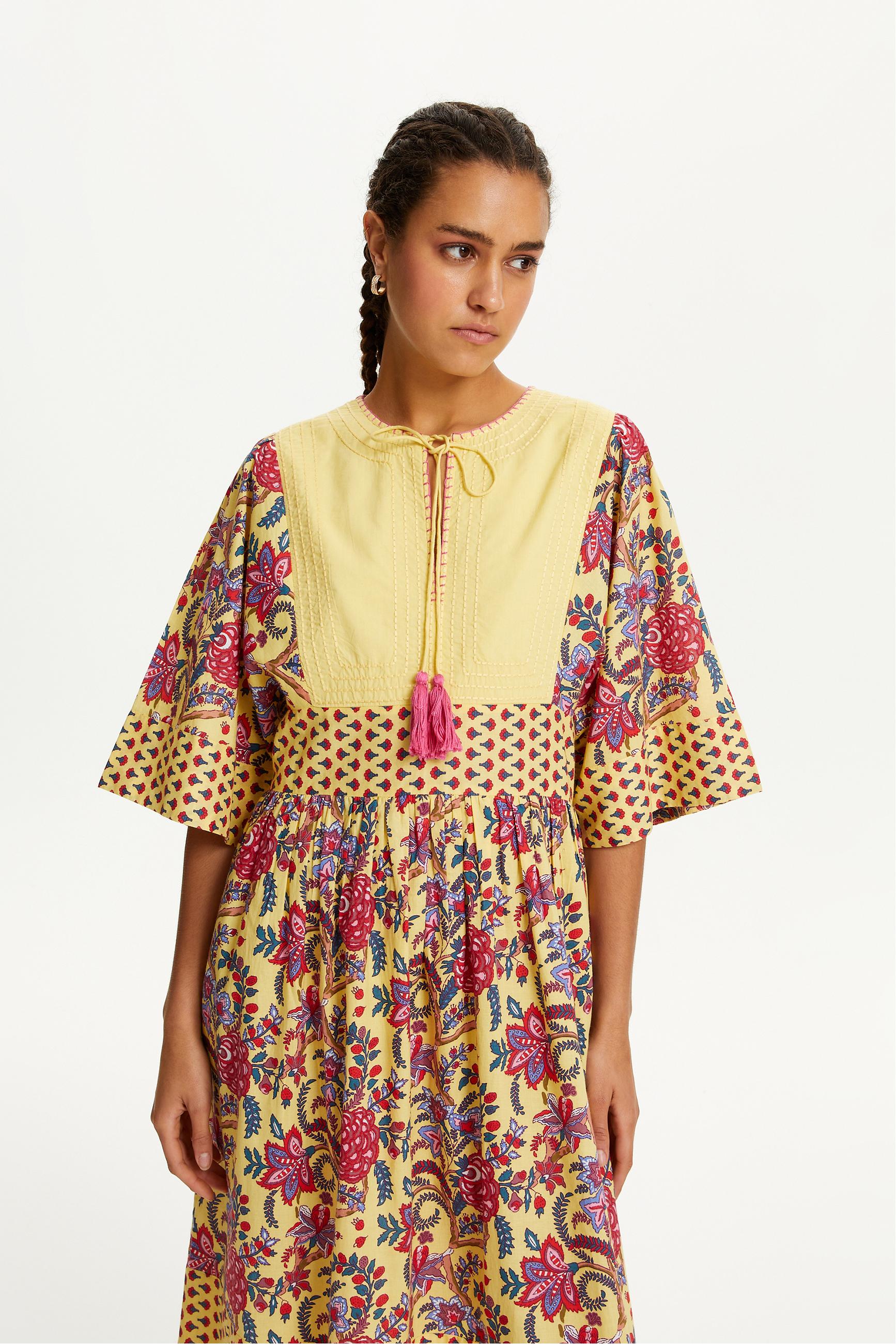 ÇİÇEK DESENLİ UZUN ELBİSE