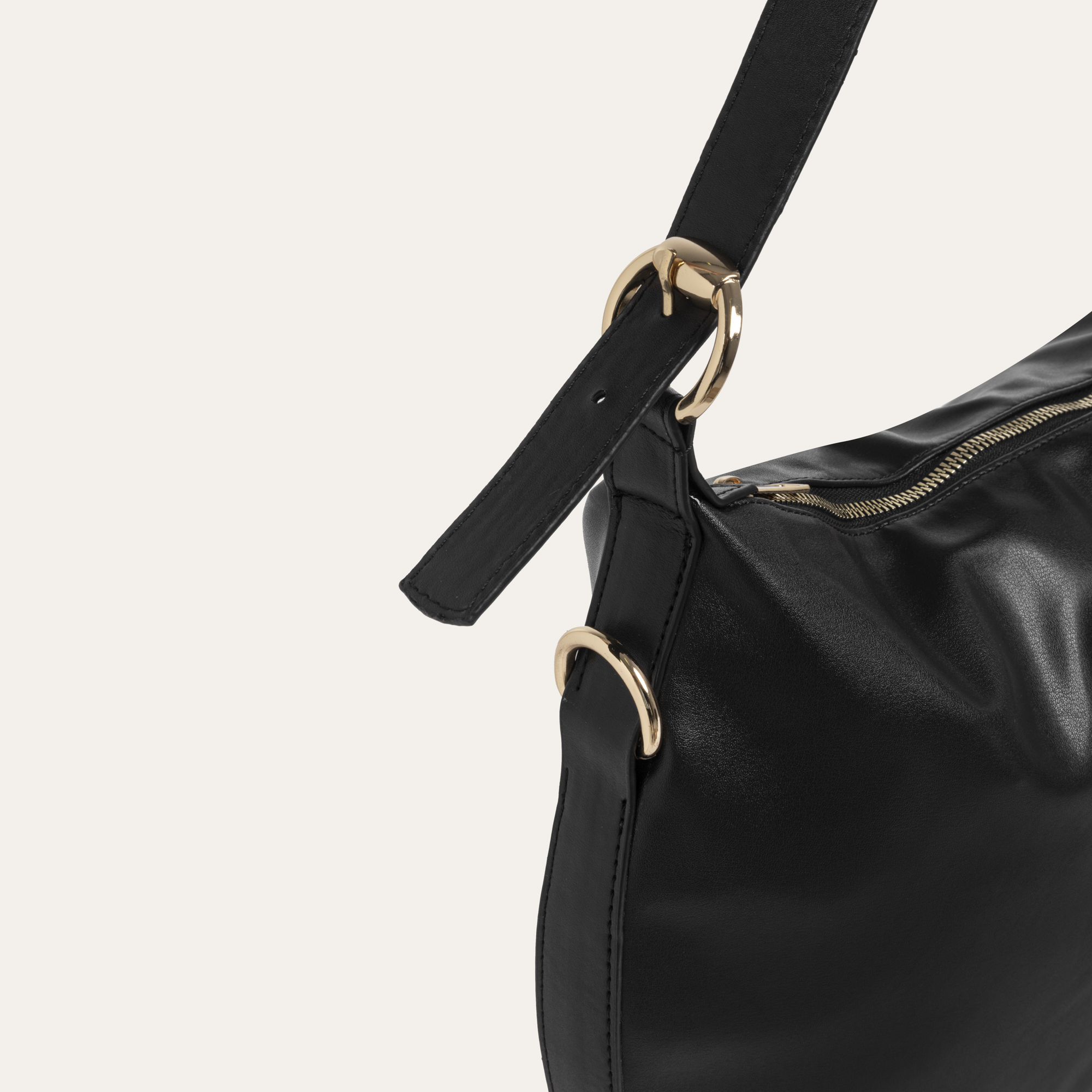 DERİ GÖRÜNÜMLÜ EL ÇANTASI