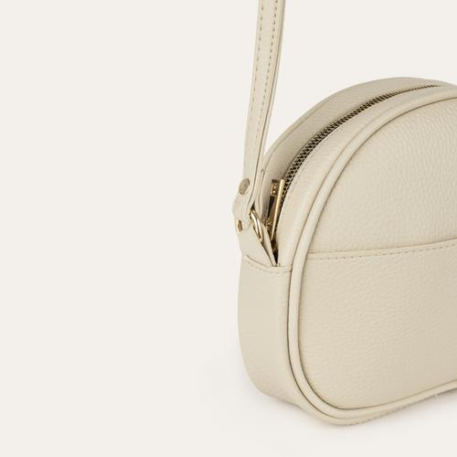  DERİ GÖRÜNÜMLÜ OMUZ ÇANTASI