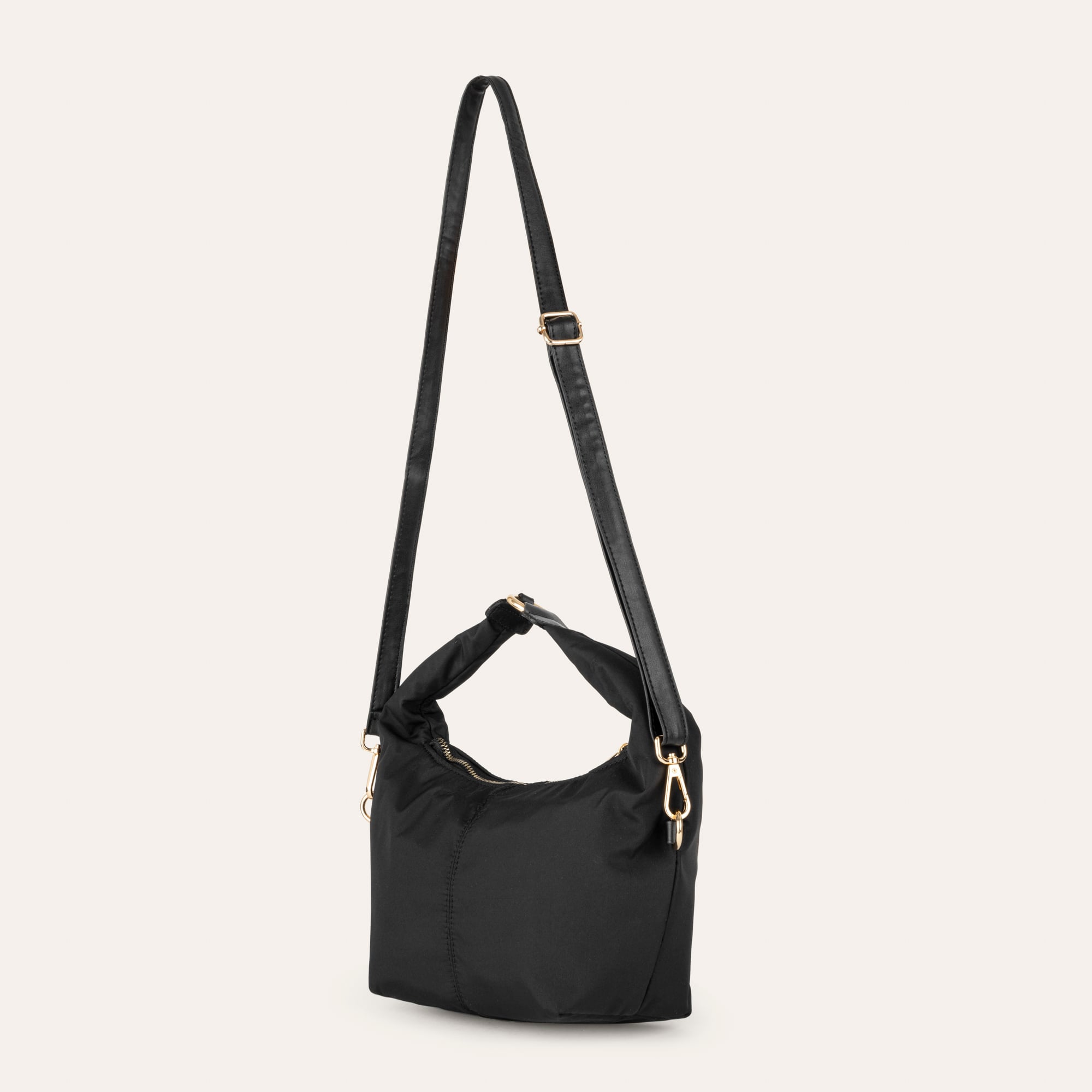 KUMAŞ OMUZ ÇANTASI