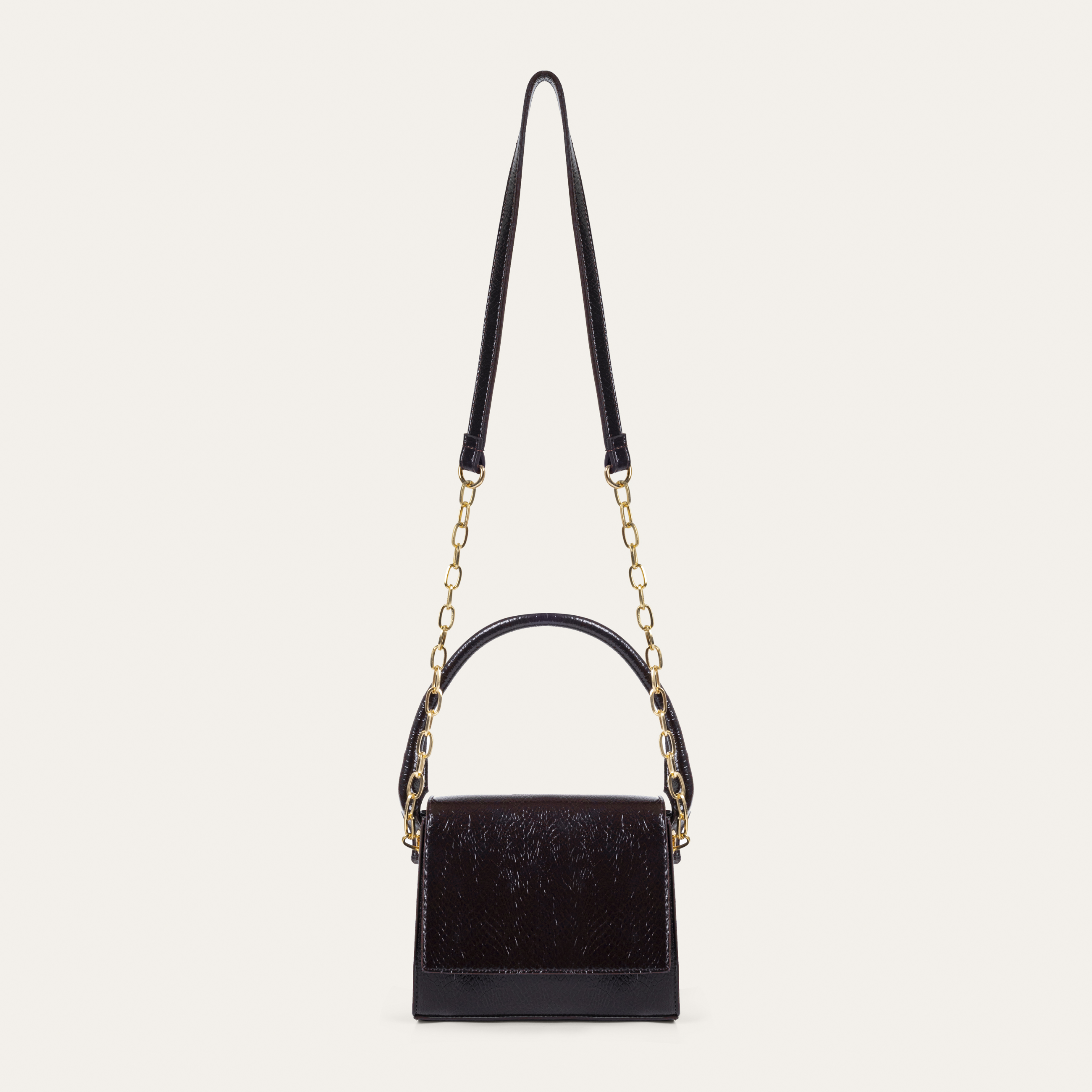 ZİNCİR ASKILI SUNİ DERİ OMUZ ÇANTASI