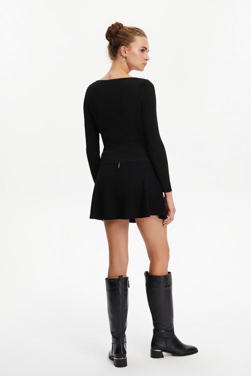  KALP YAKA TRİKO KAZAK