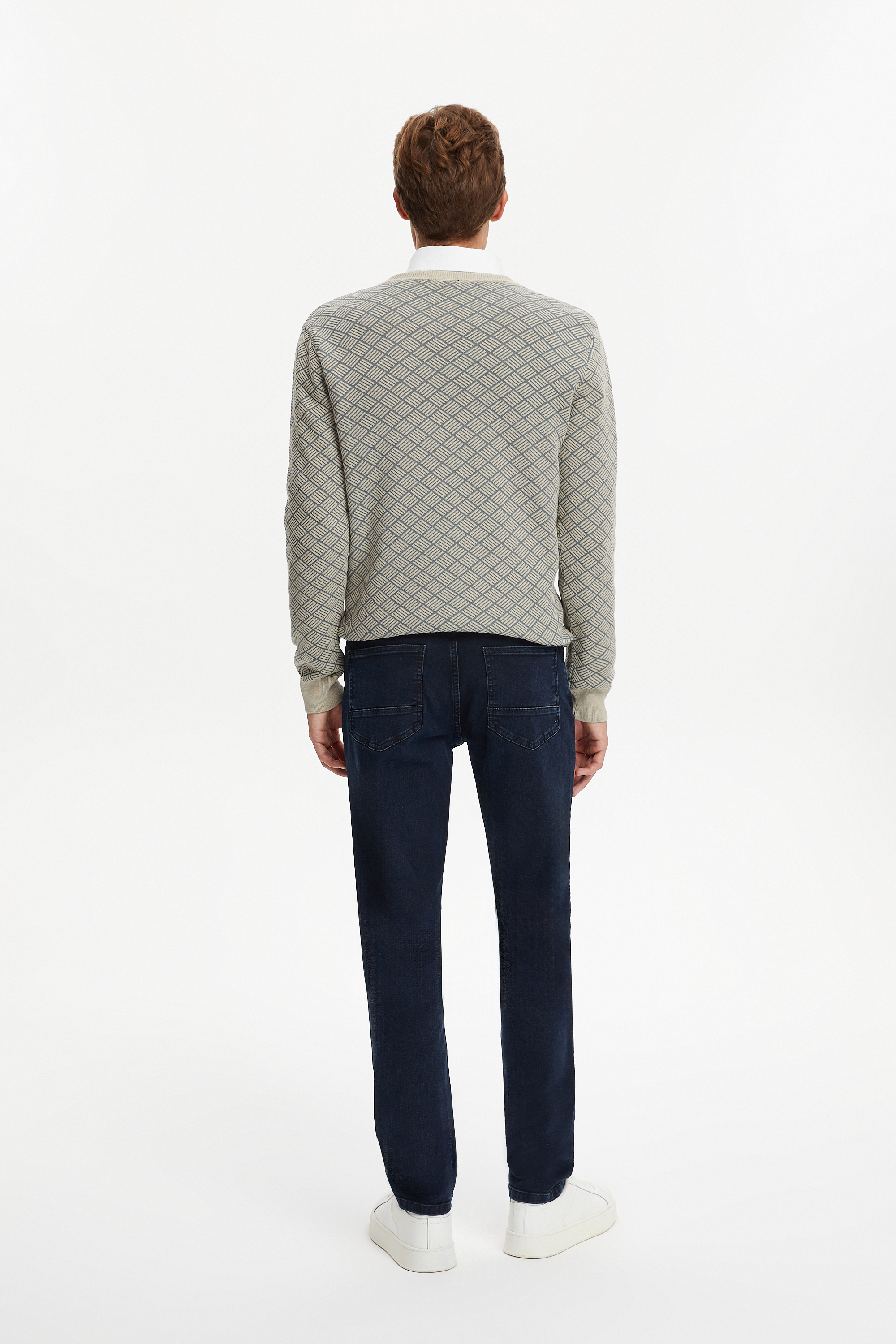 JAKARLI BİSİKLET YAKA TRİKO