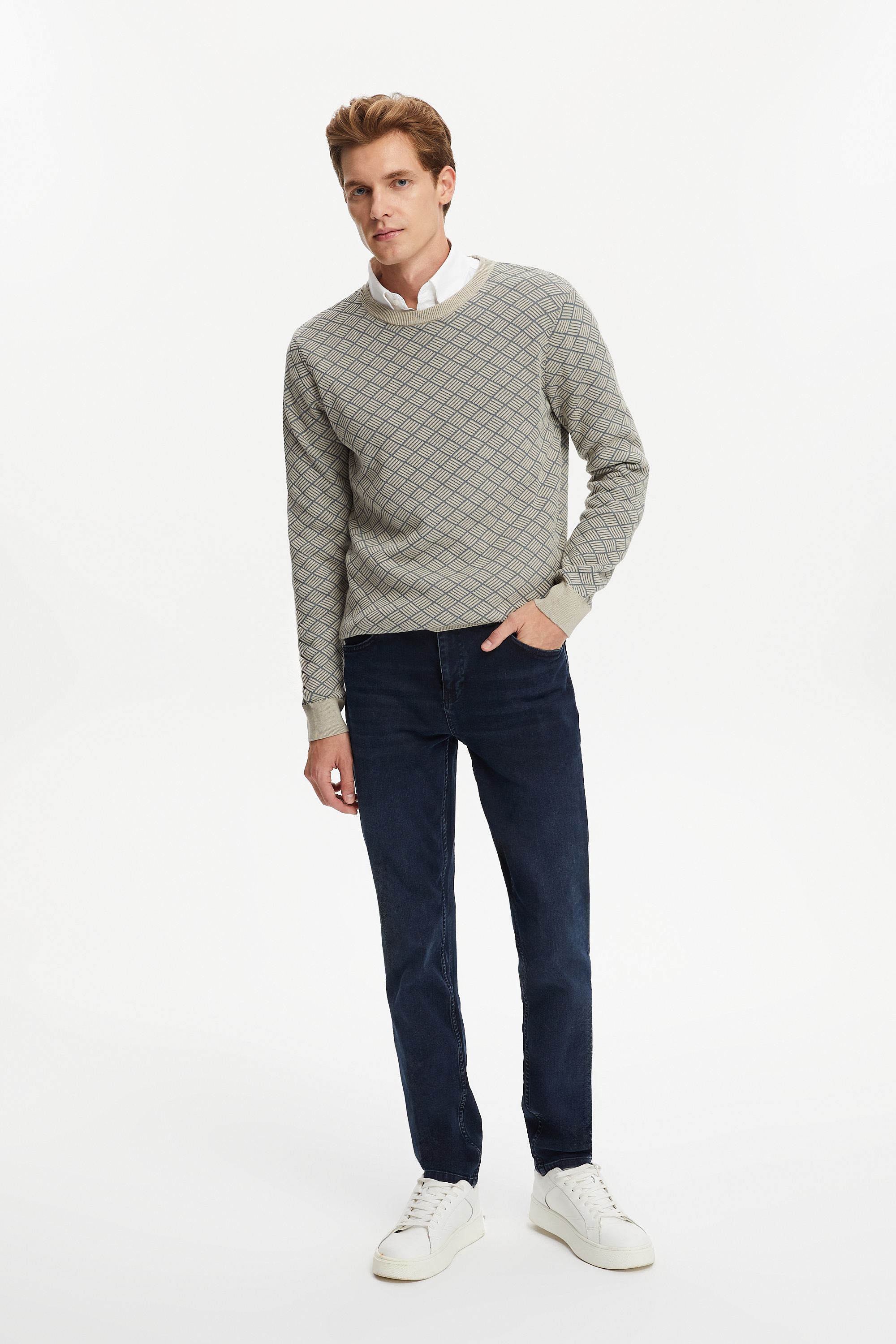 JAKARLI BİSİKLET YAKA TRİKO