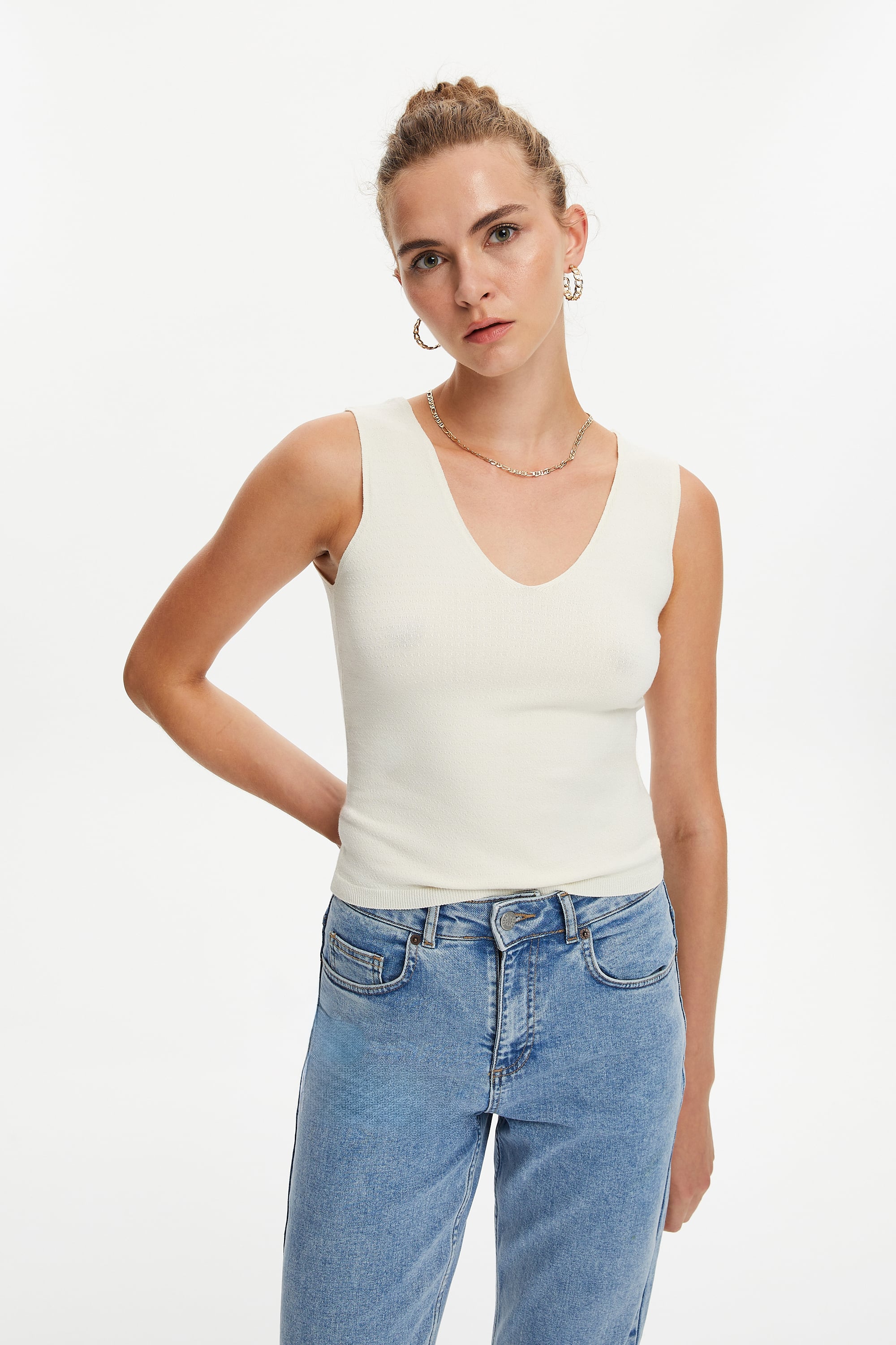 V YAKA KOLSUZ TRİKO