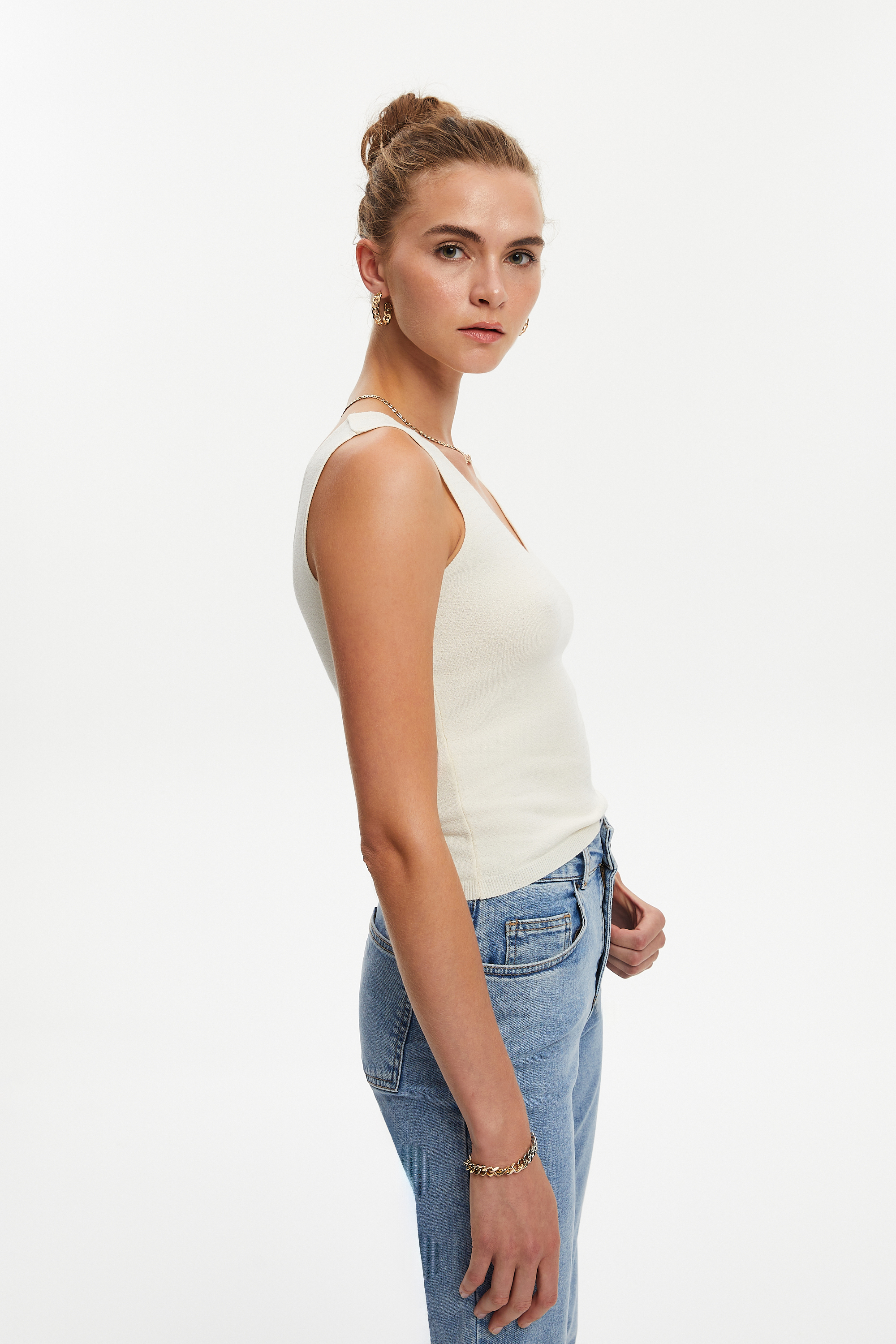 V YAKA KOLSUZ TRİKO