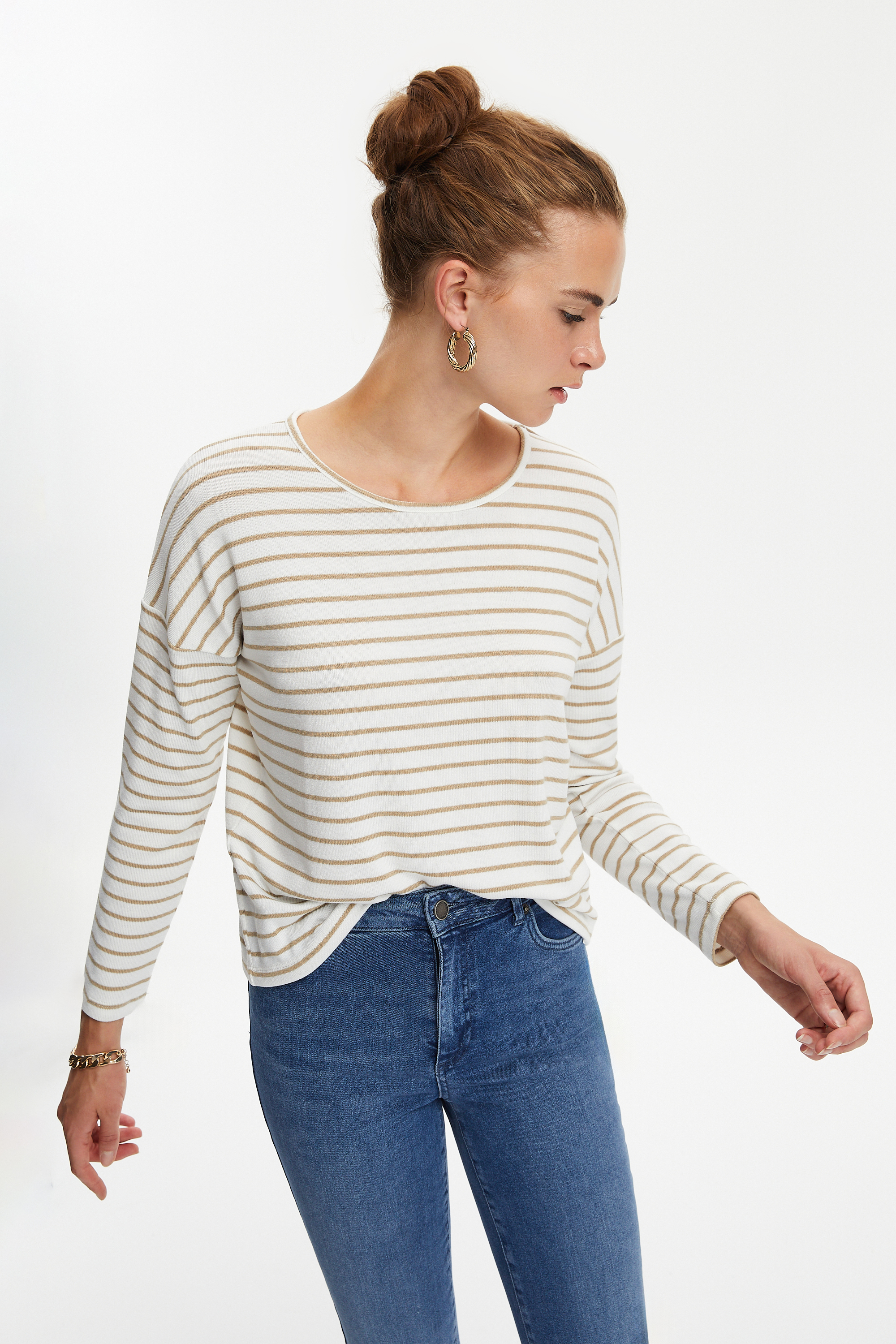 ÇİZGİLİ BİSİKLET YAKA TRİKO KAZAK