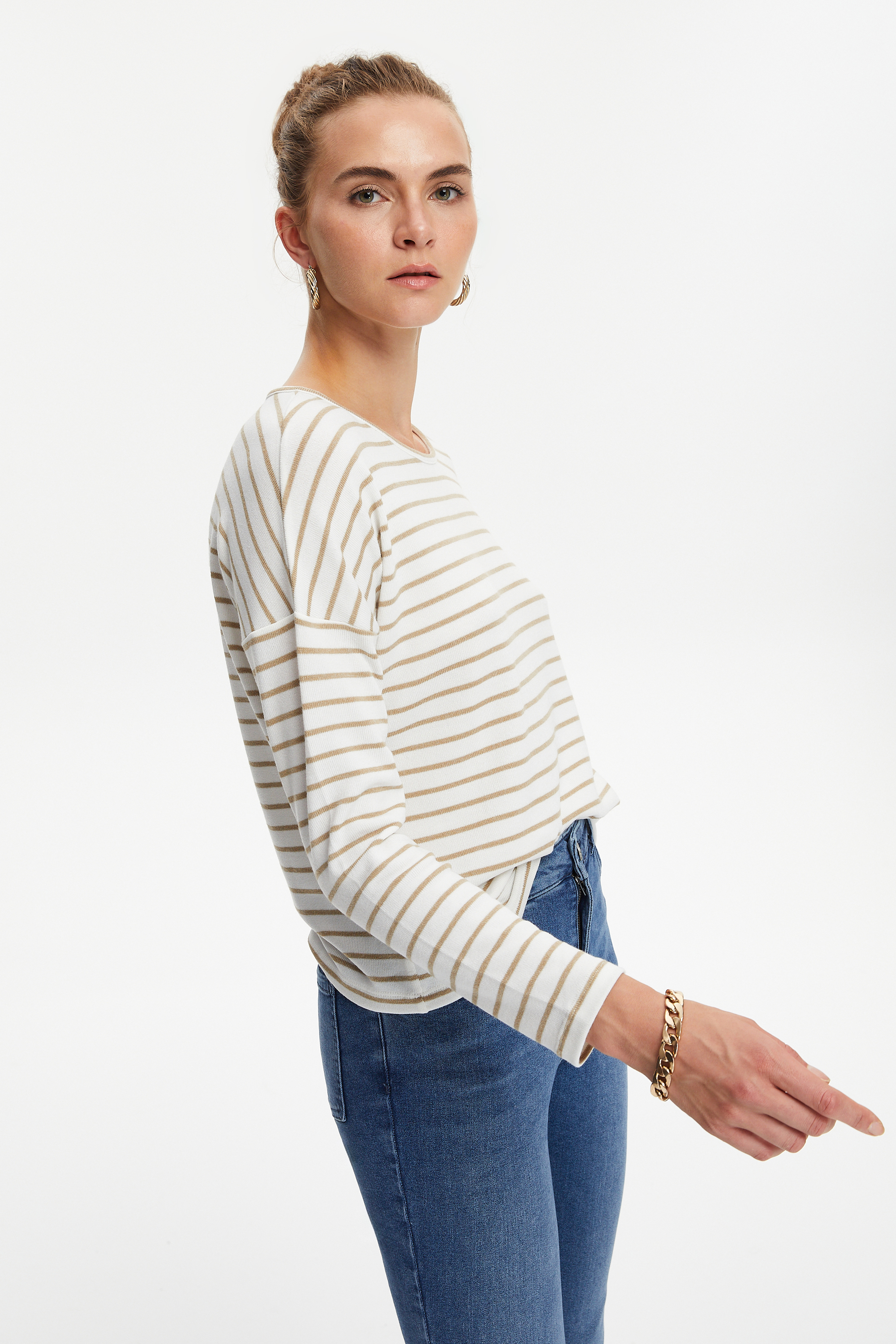 ÇİZGİLİ BİSİKLET YAKA TRİKO KAZAK