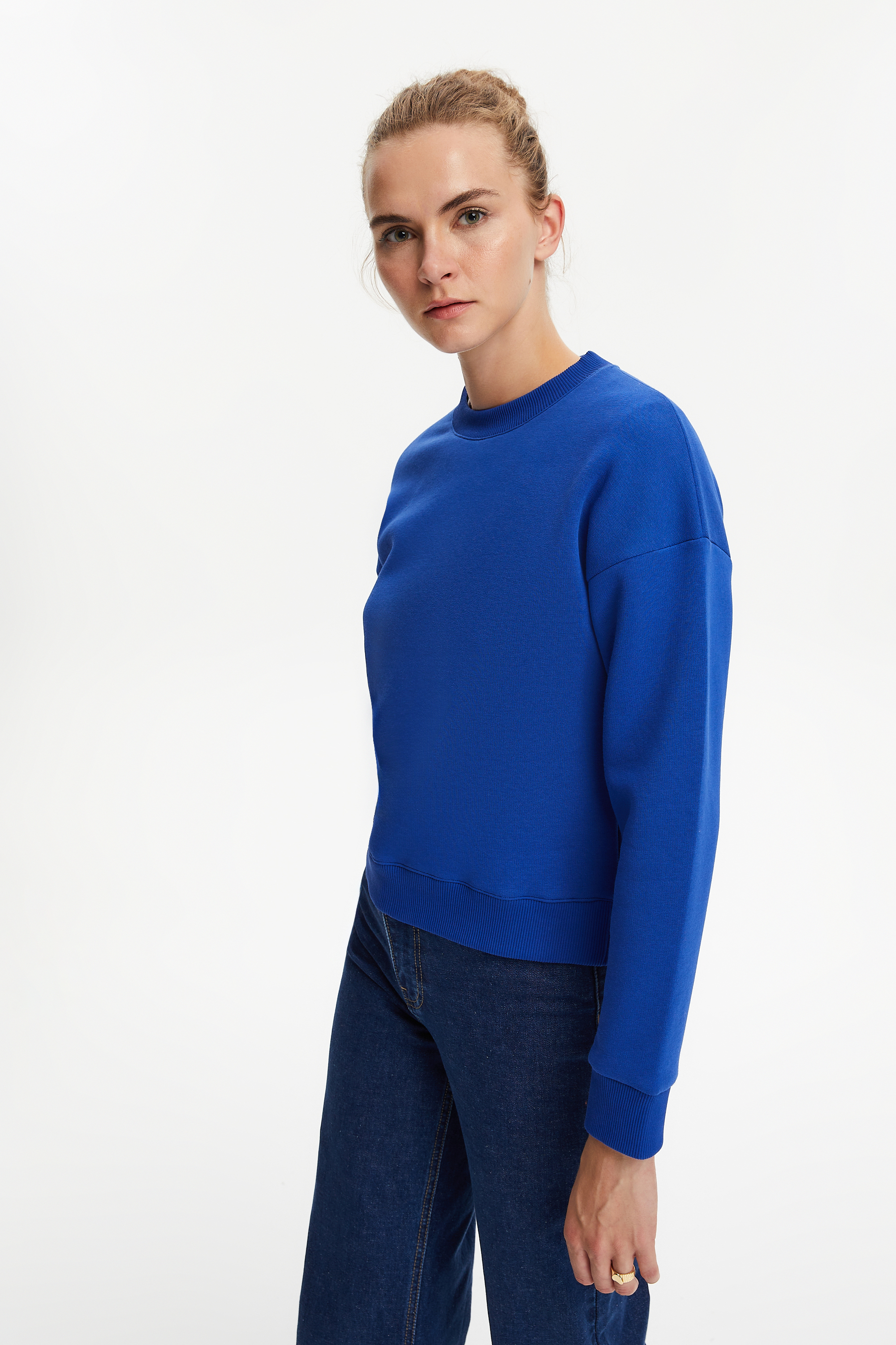 BİSİKLET YAKA SWEATSHIRT