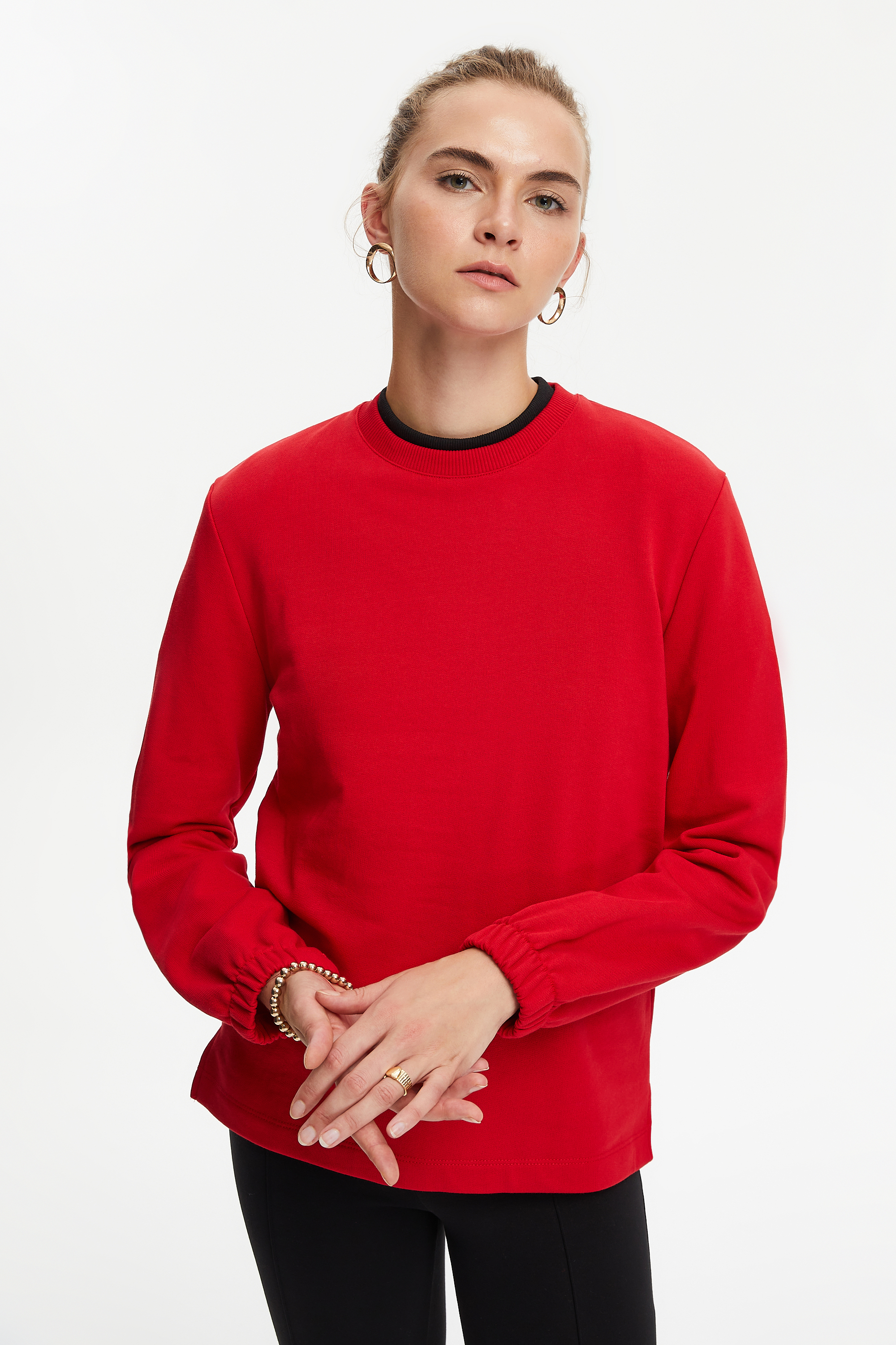 BİSİKLET YAKA SWEATSHIRT