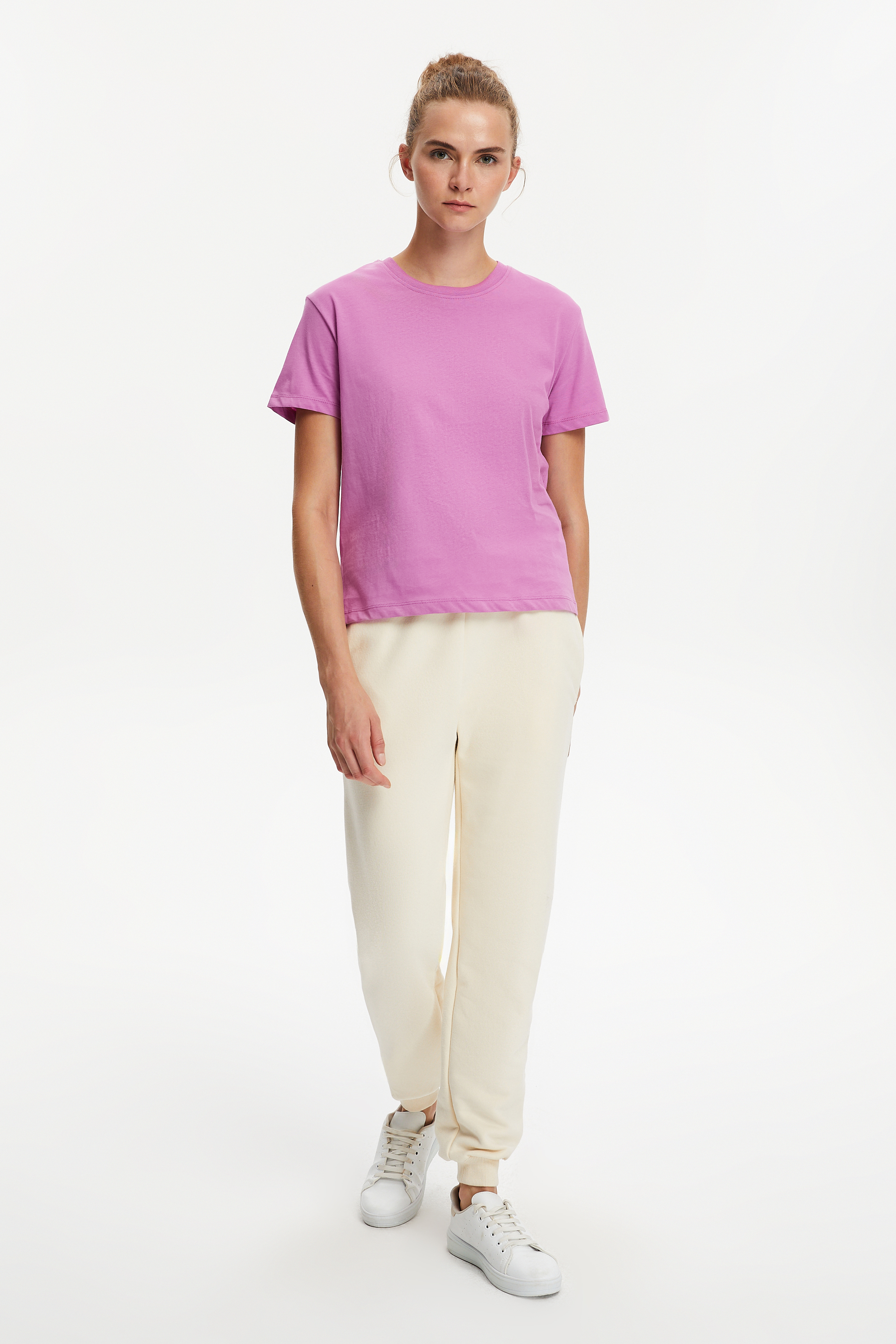 BİSİKLET YAKA KISA KOLLU T-SHIRT