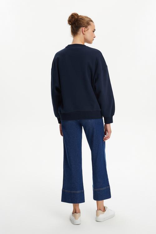  NAKIŞLI BİSİKLET YAKA SWEATSHIRT