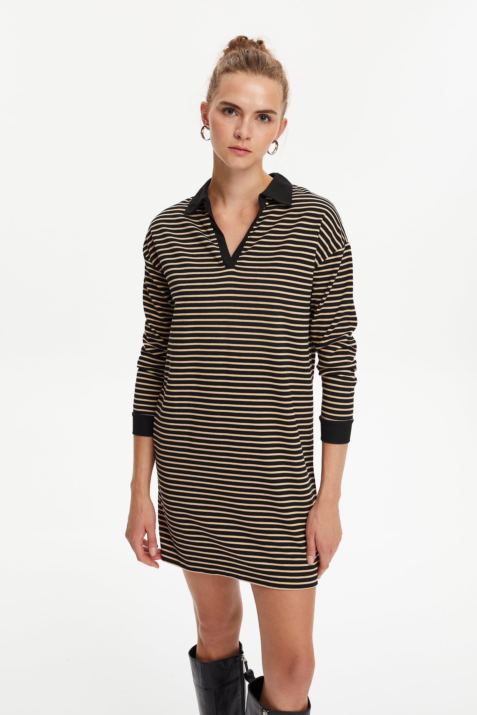 ÇİZGİLİ UZUN KOLLU MİNİ ELBİSE