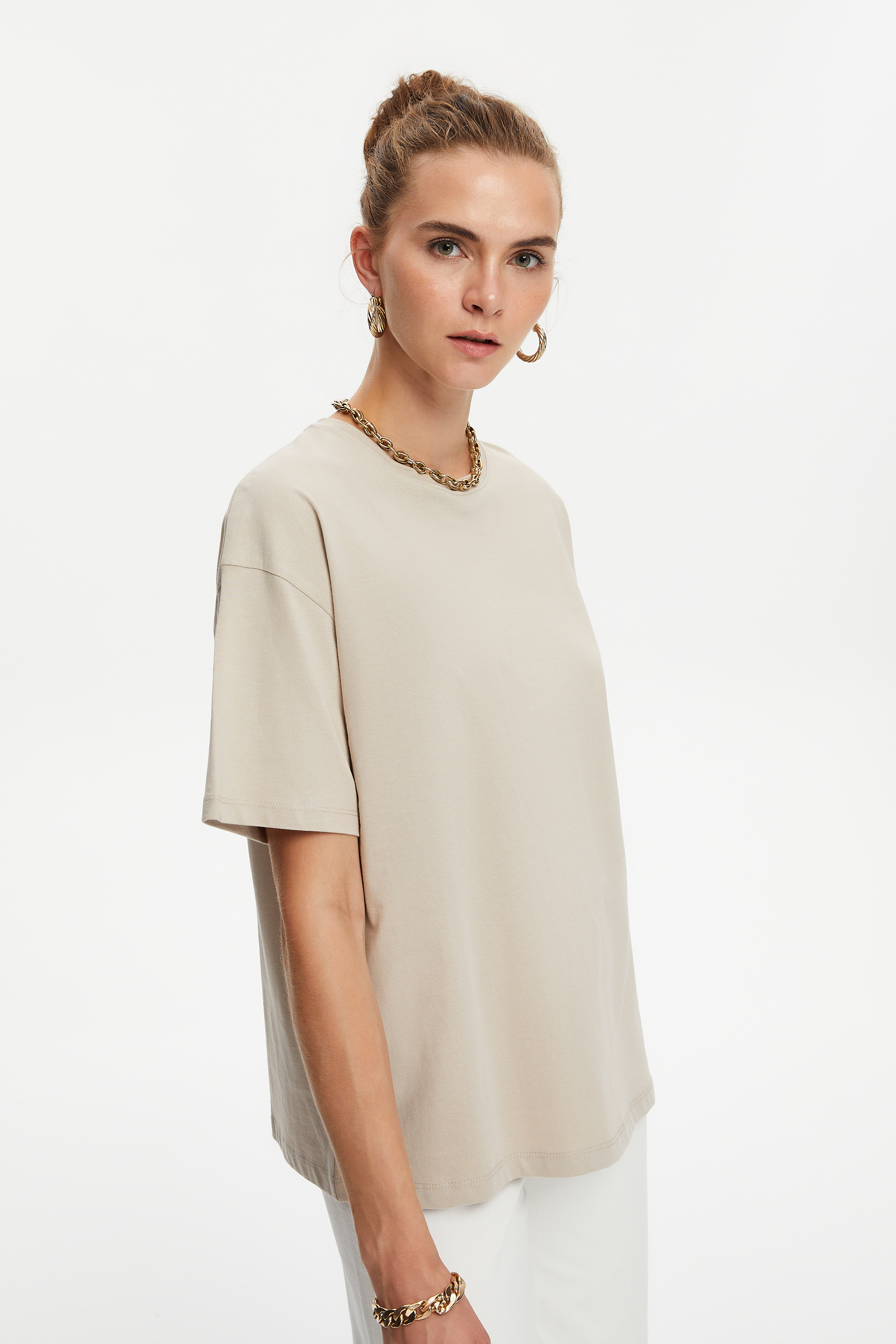 BİSİKLET YAKA KISA KOLLU T-SHIRT