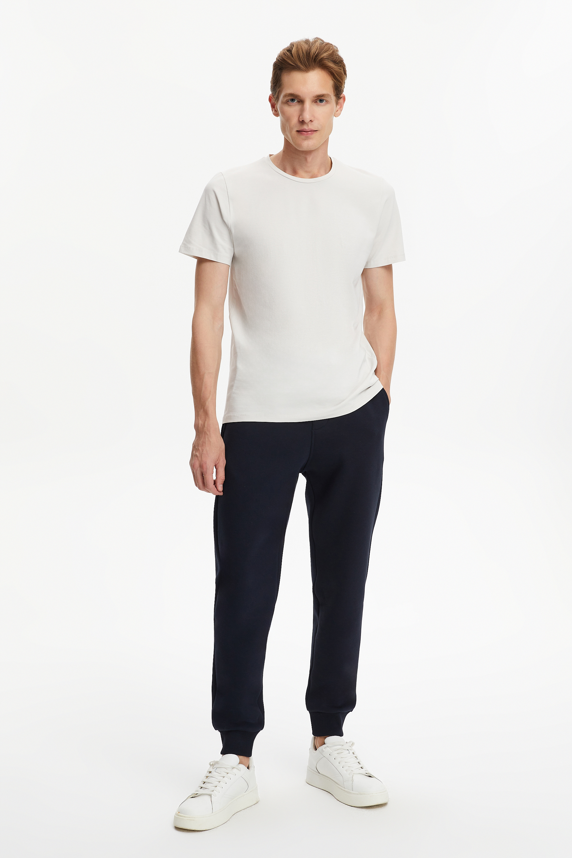 BİSİKLET YAKA KISA KOLLU T-SHIRT