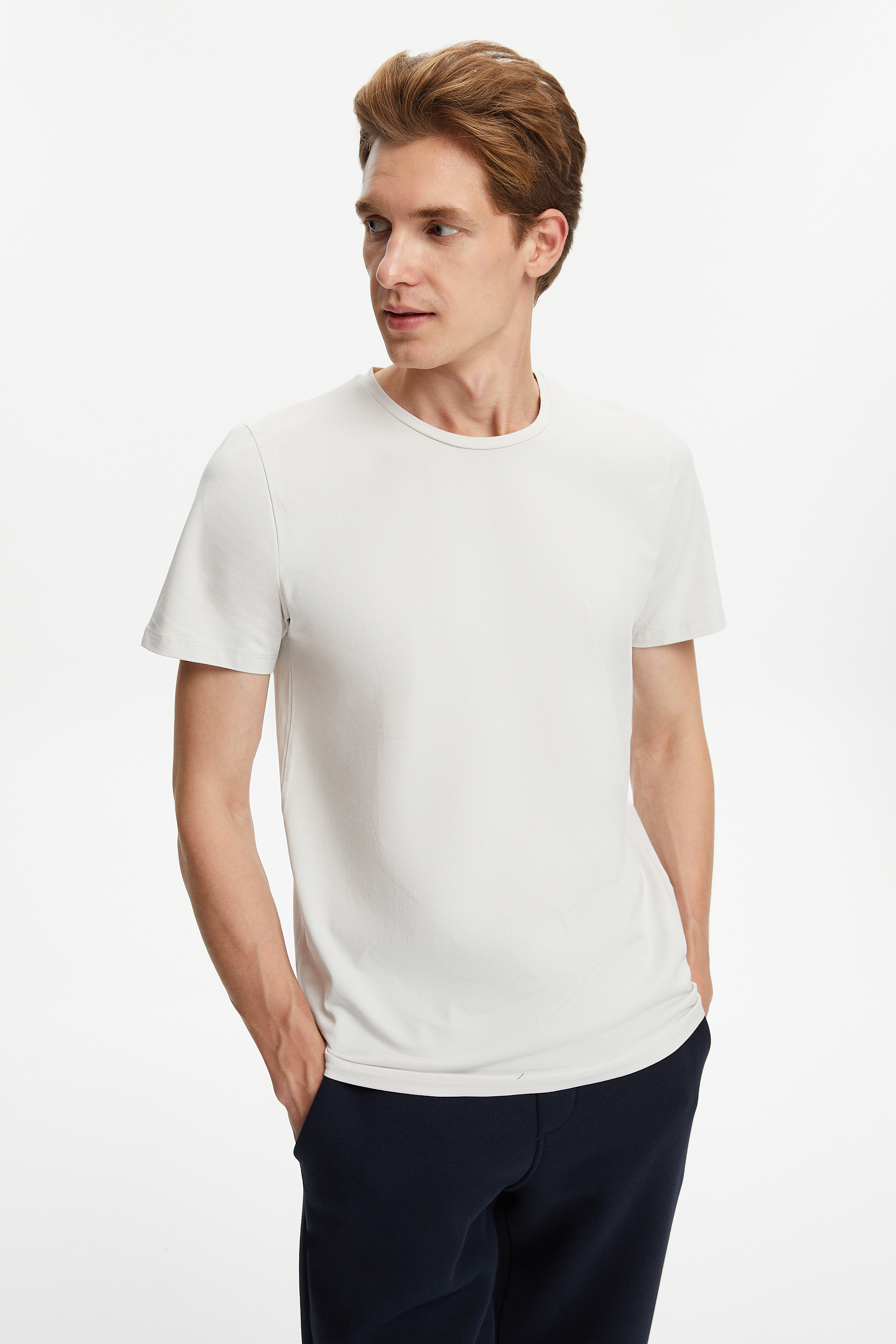 BİSİKLET YAKA KISA KOLLU T-SHIRT