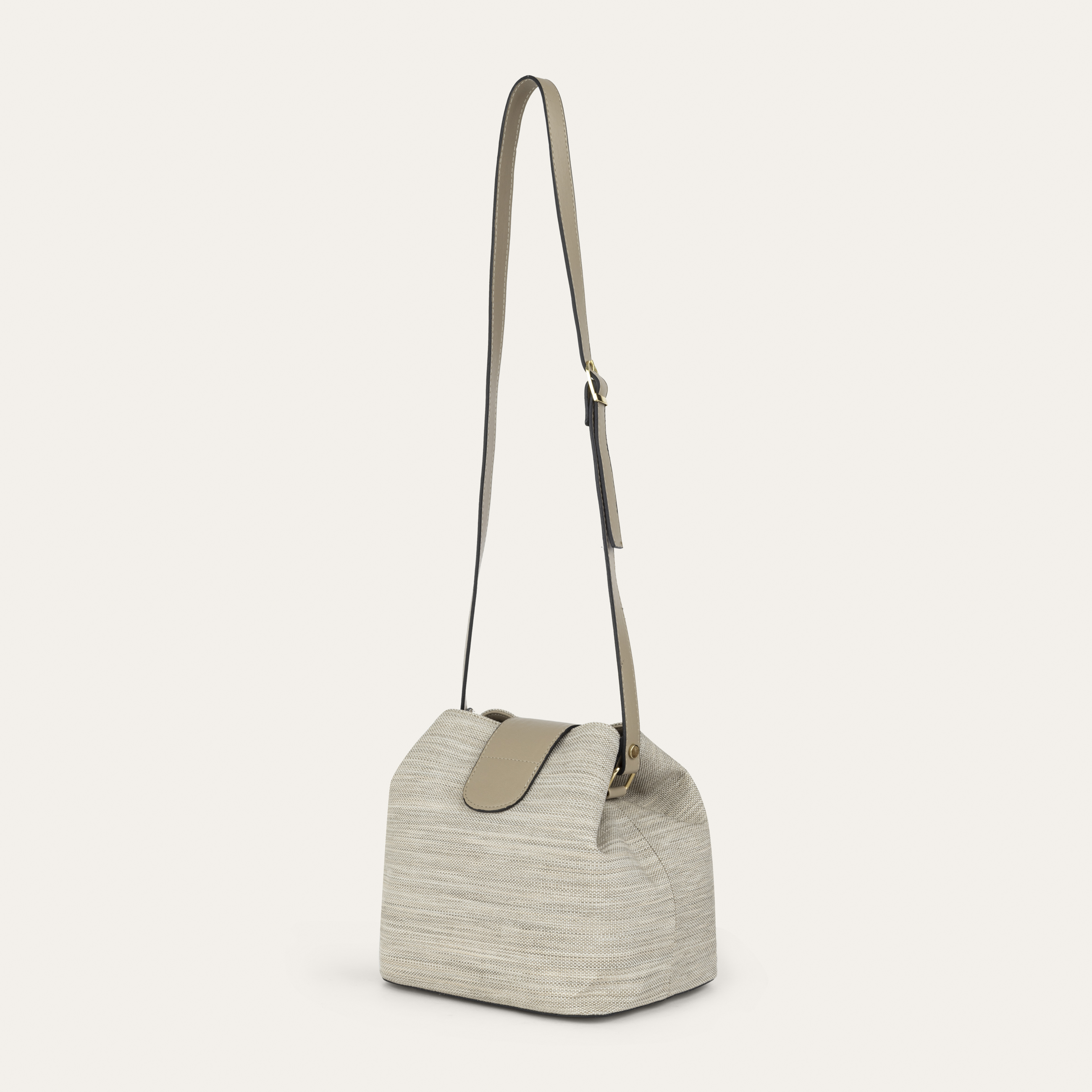 KANVAS OMUZ ÇANTASI