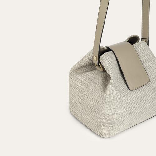  KANVAS OMUZ ÇANTASI