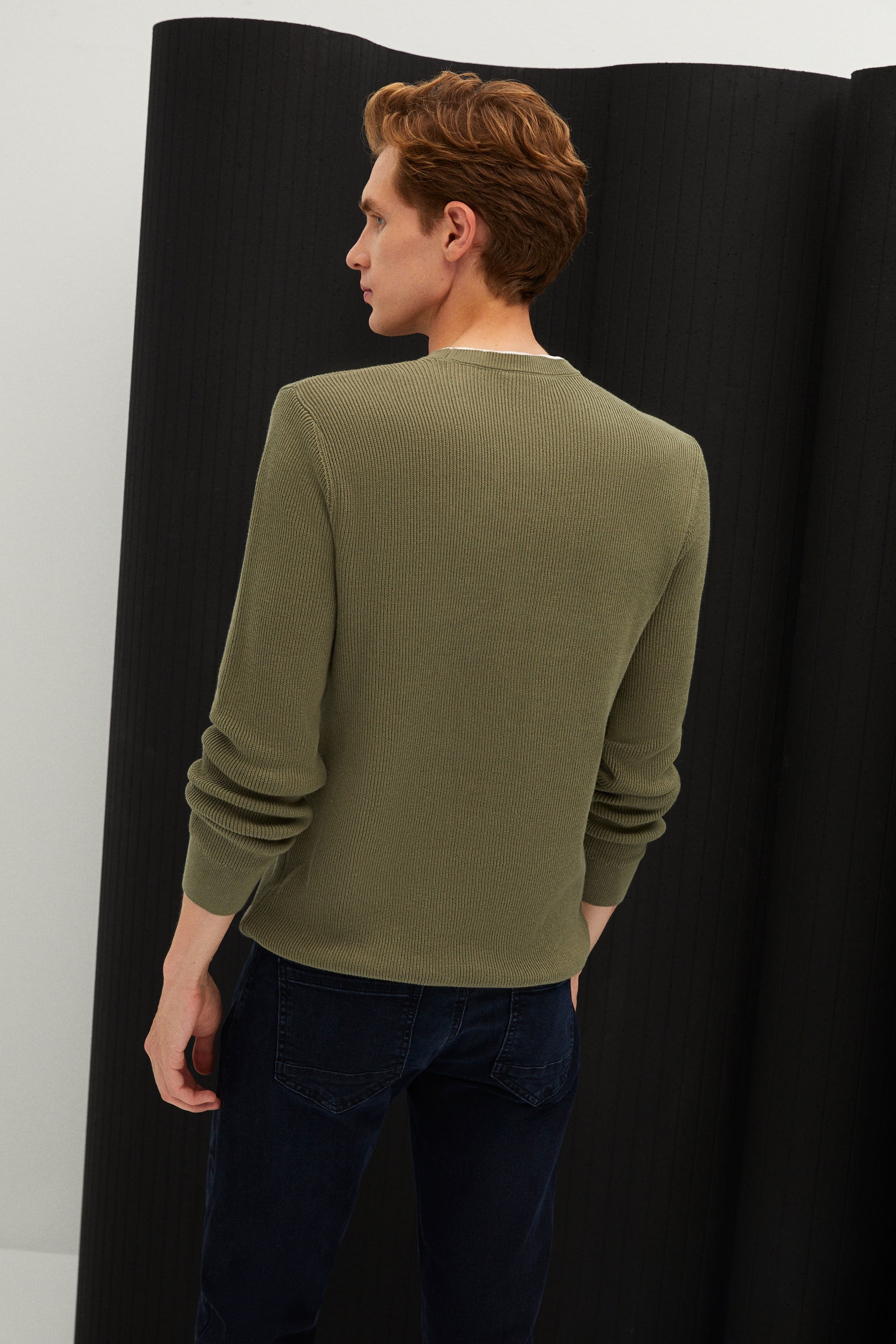 BİSİKLET YAKA TRİKO KAZAK