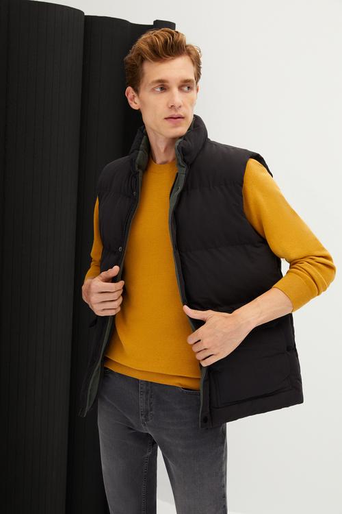  DİK YAKA KAPİTONELİ YELEK