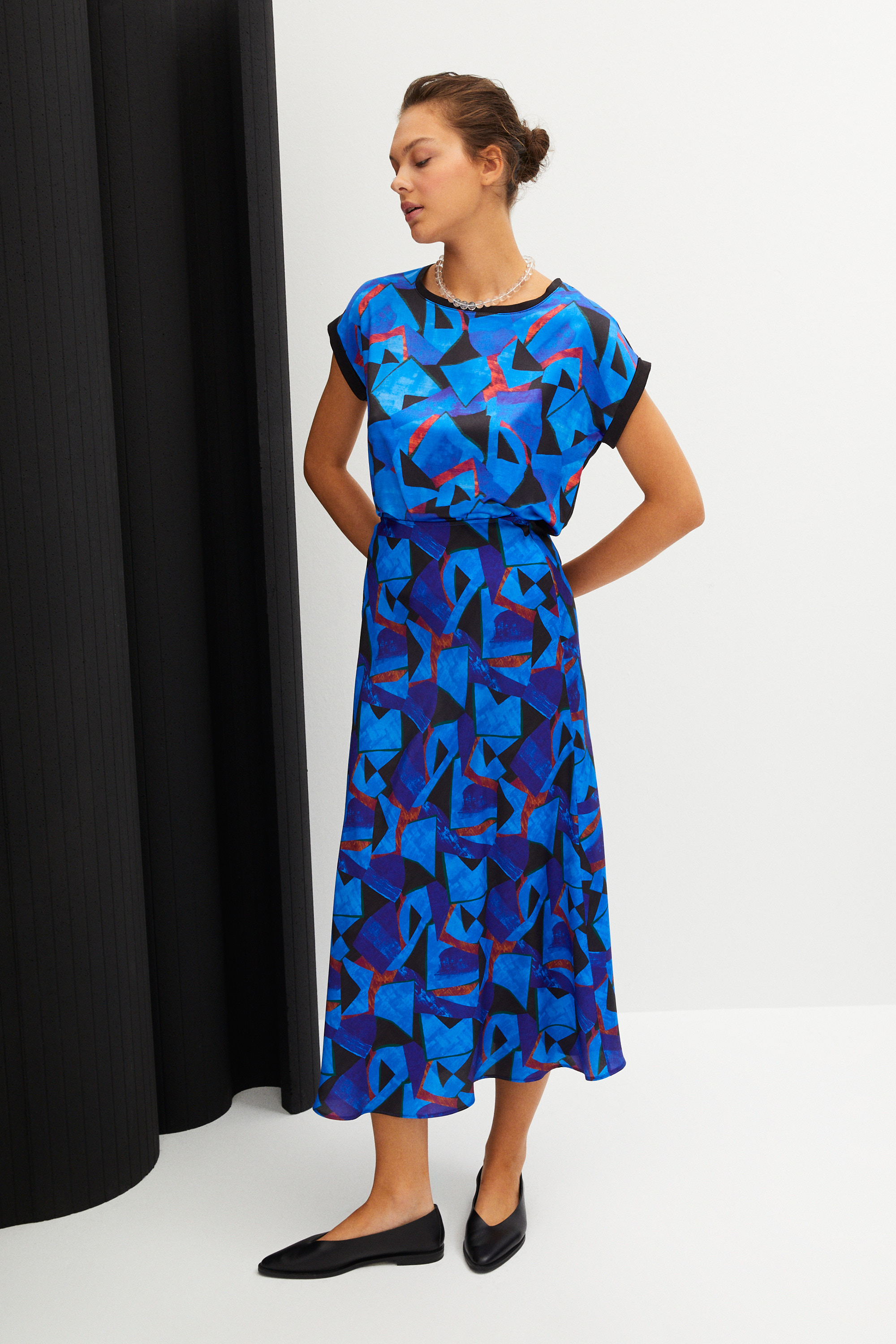 BASKILI A FORM MİDİ ETEK