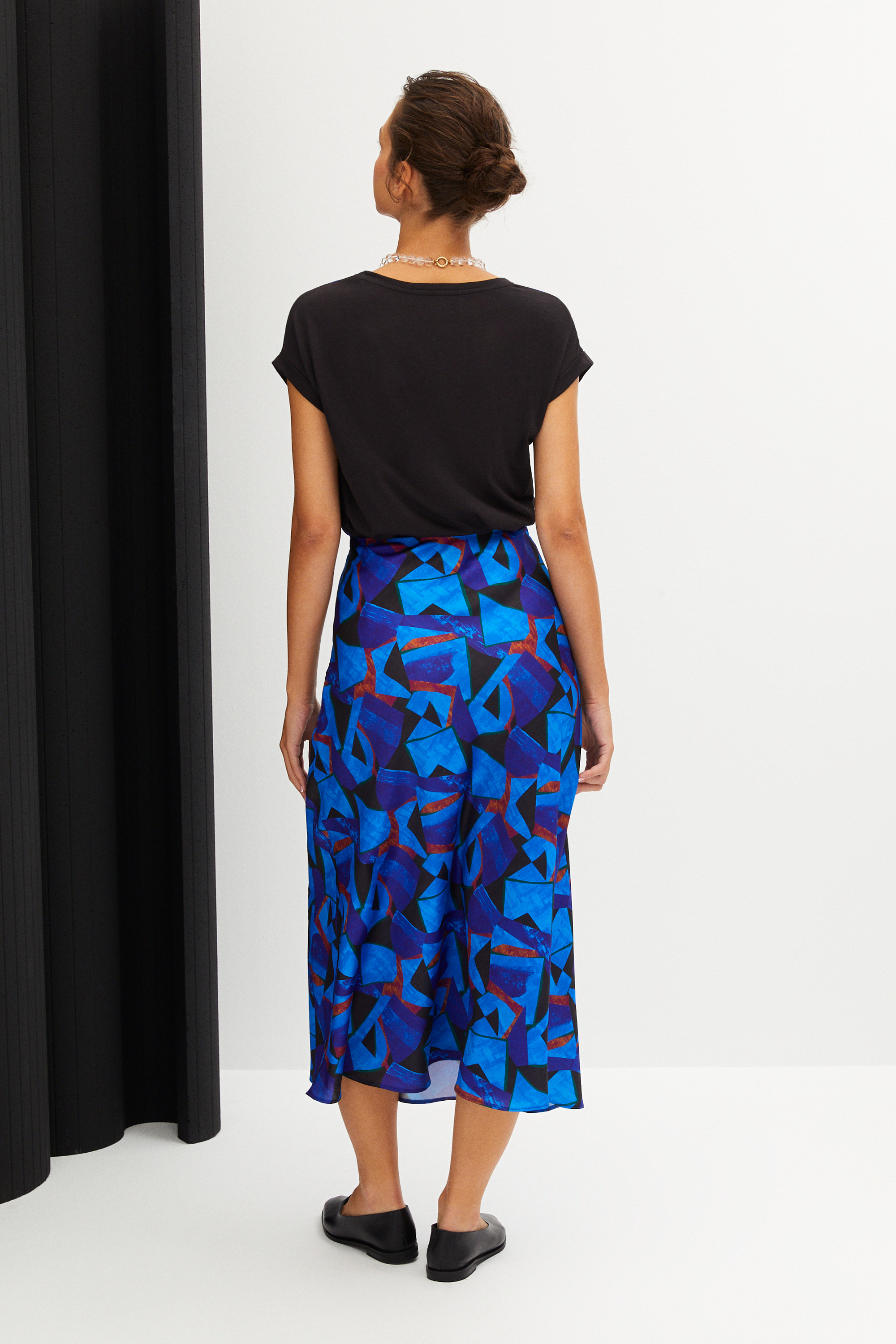 BASKILI A FORM MİDİ ETEK