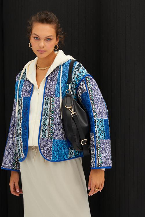  KAPİTONELİ ETNİK CEKET